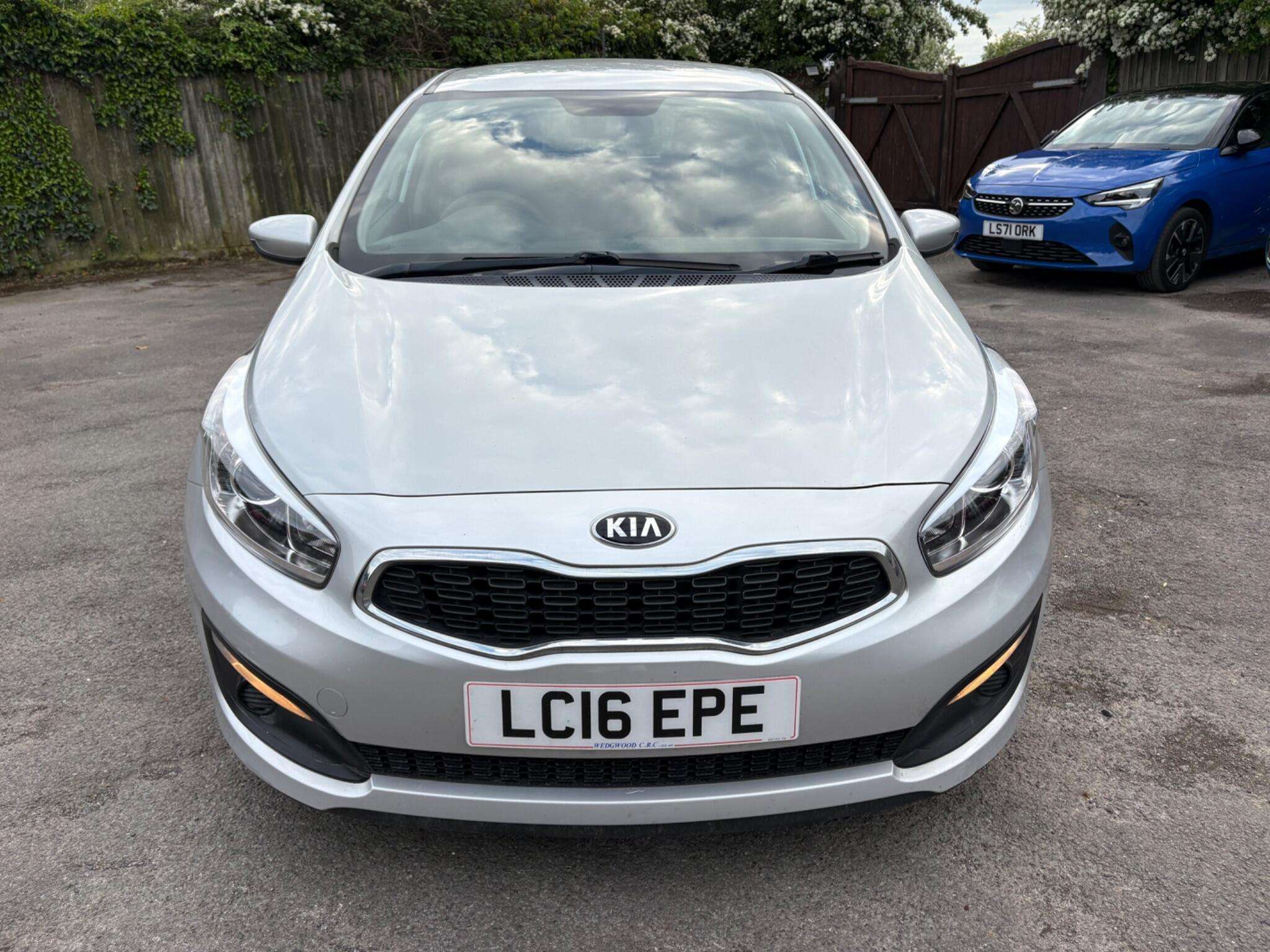 A 2016 KIA CEED 1.4 CRDi 1 Euro 6 5dr A 2016 KIA CEED 1.4 CRDi 1 Euro 6 5dr