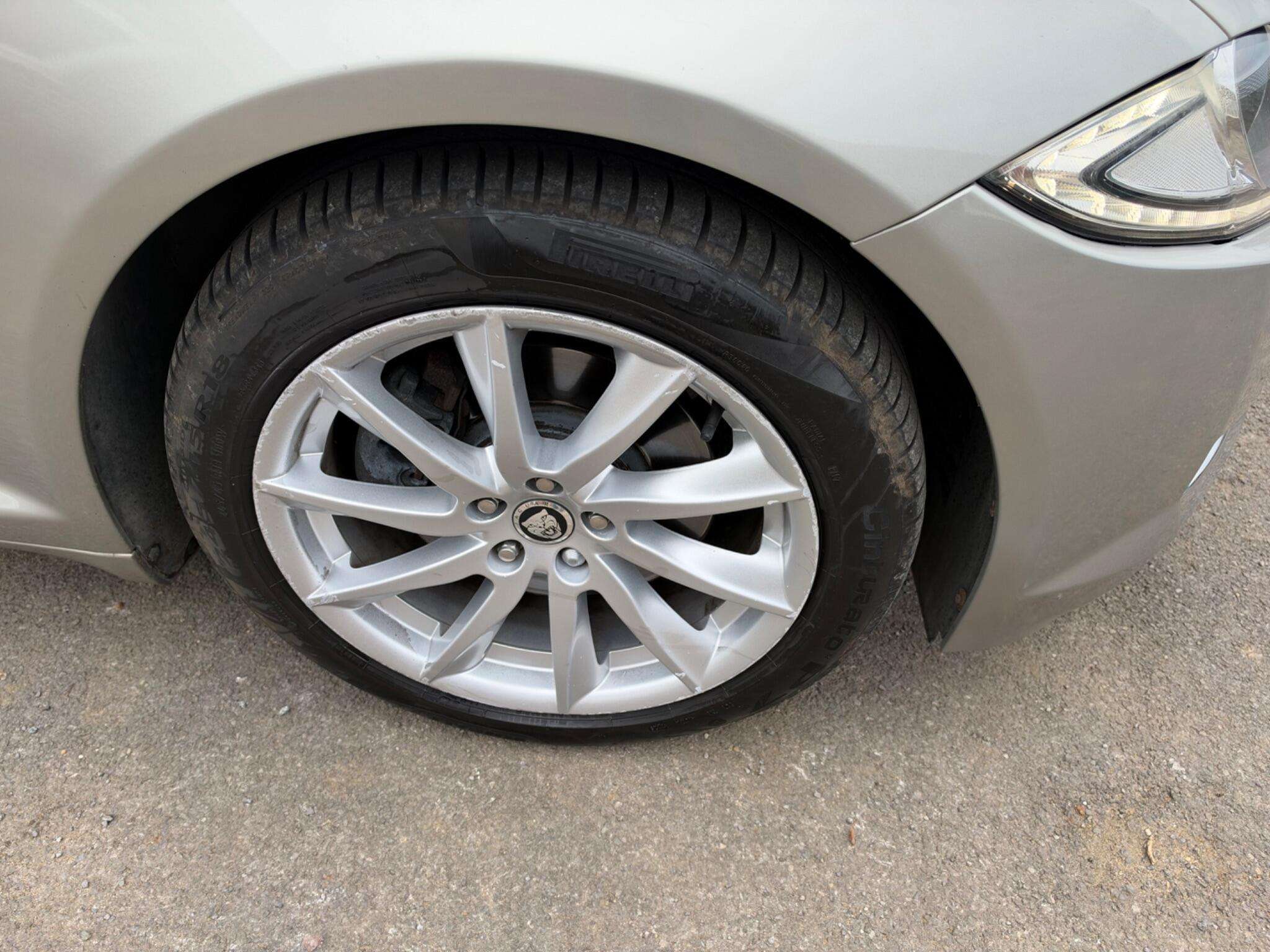 2013 JAGUAR XF 2013 JAGUAR XF