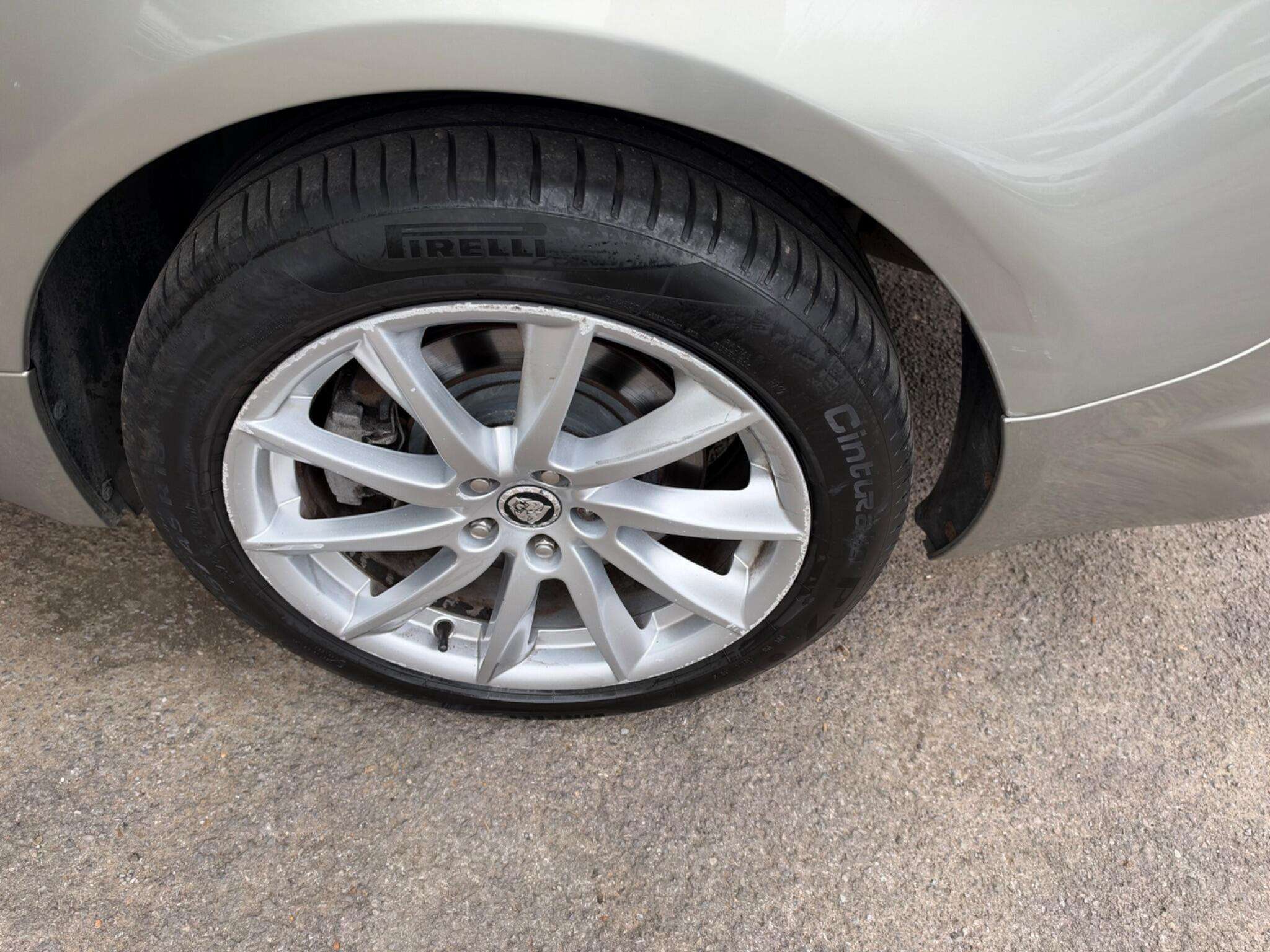 2013 JAGUAR XF 2013 JAGUAR XF