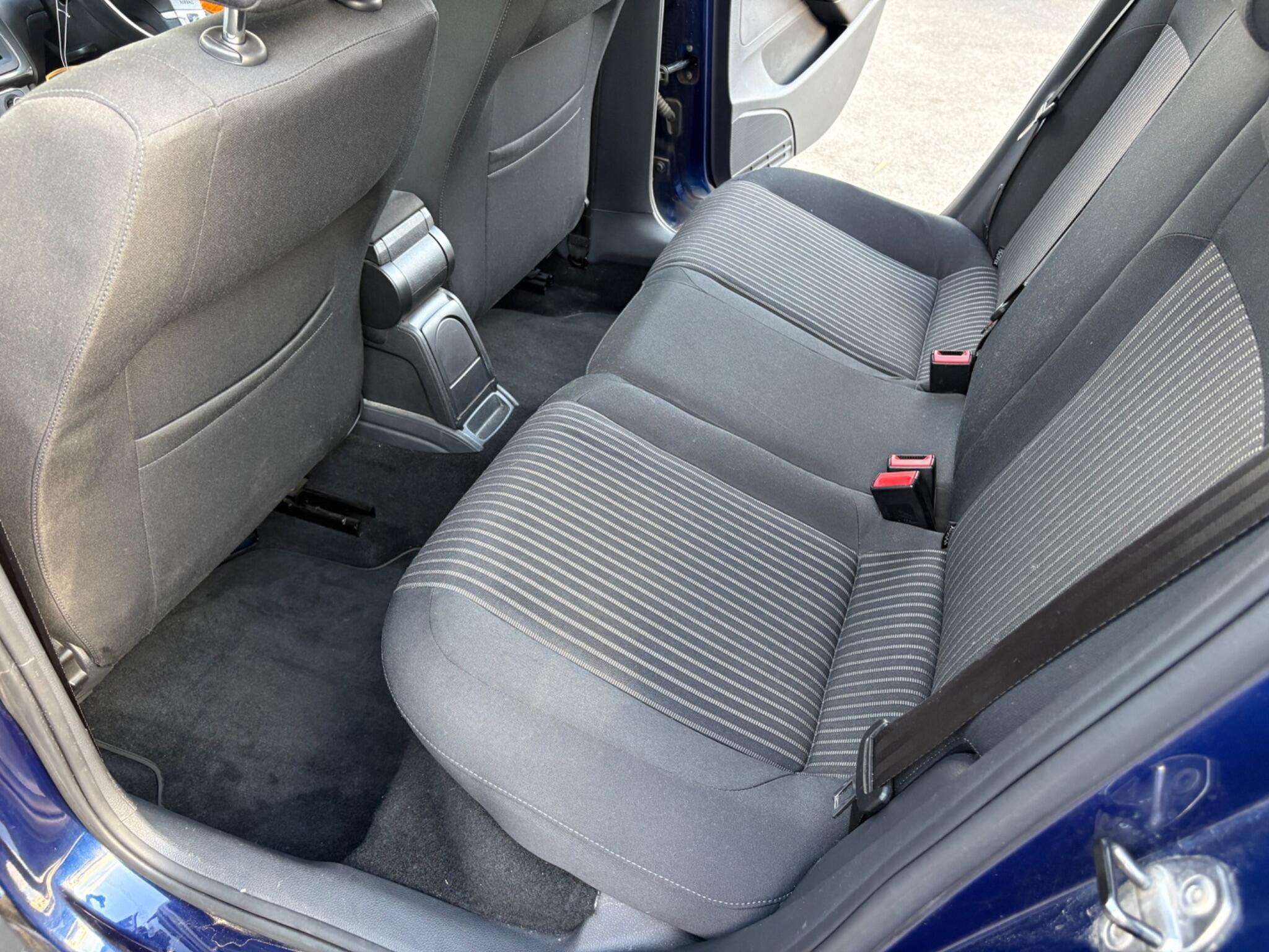 2011 VOLKSWAGEN POLO 2011 VOLKSWAGEN POLO