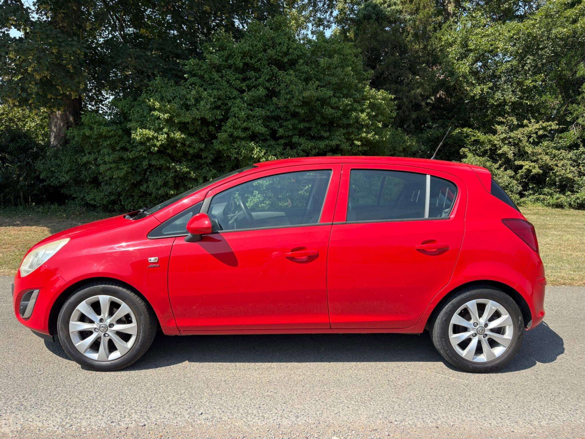 A 2012 VAUXHALL CORSA 1.4 16V Active Euro 5 5dr (A/C) A 2012 VAUXHALL CORSA 1.4 16V Active Euro 5 5dr (A/C)