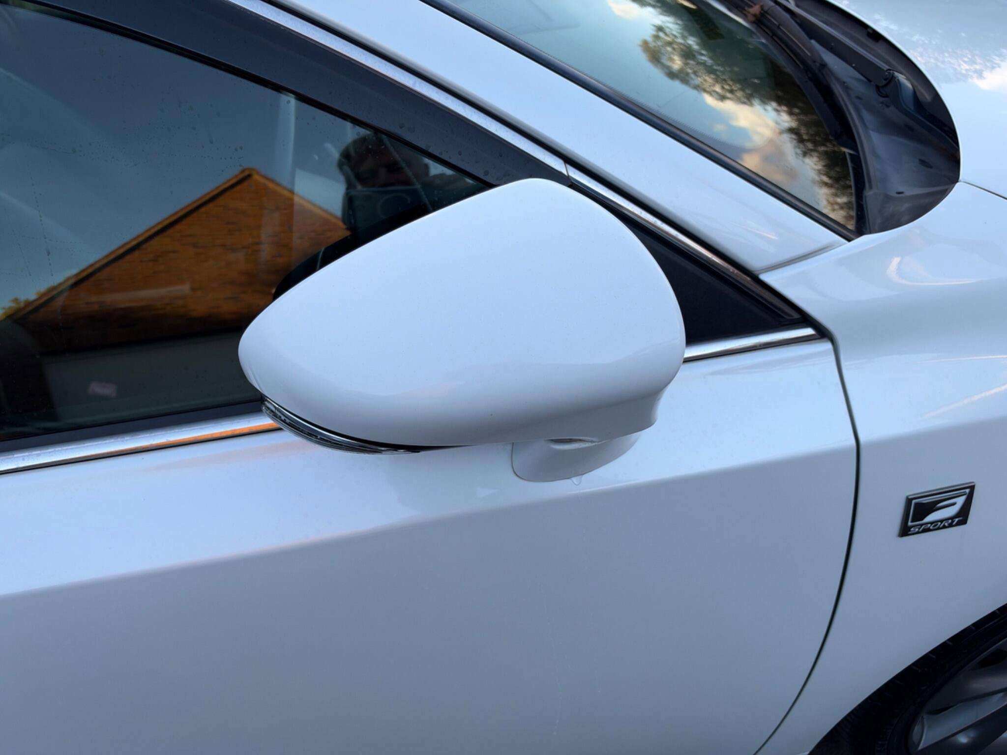 2011 LEXUS CT 2011 LEXUS CT