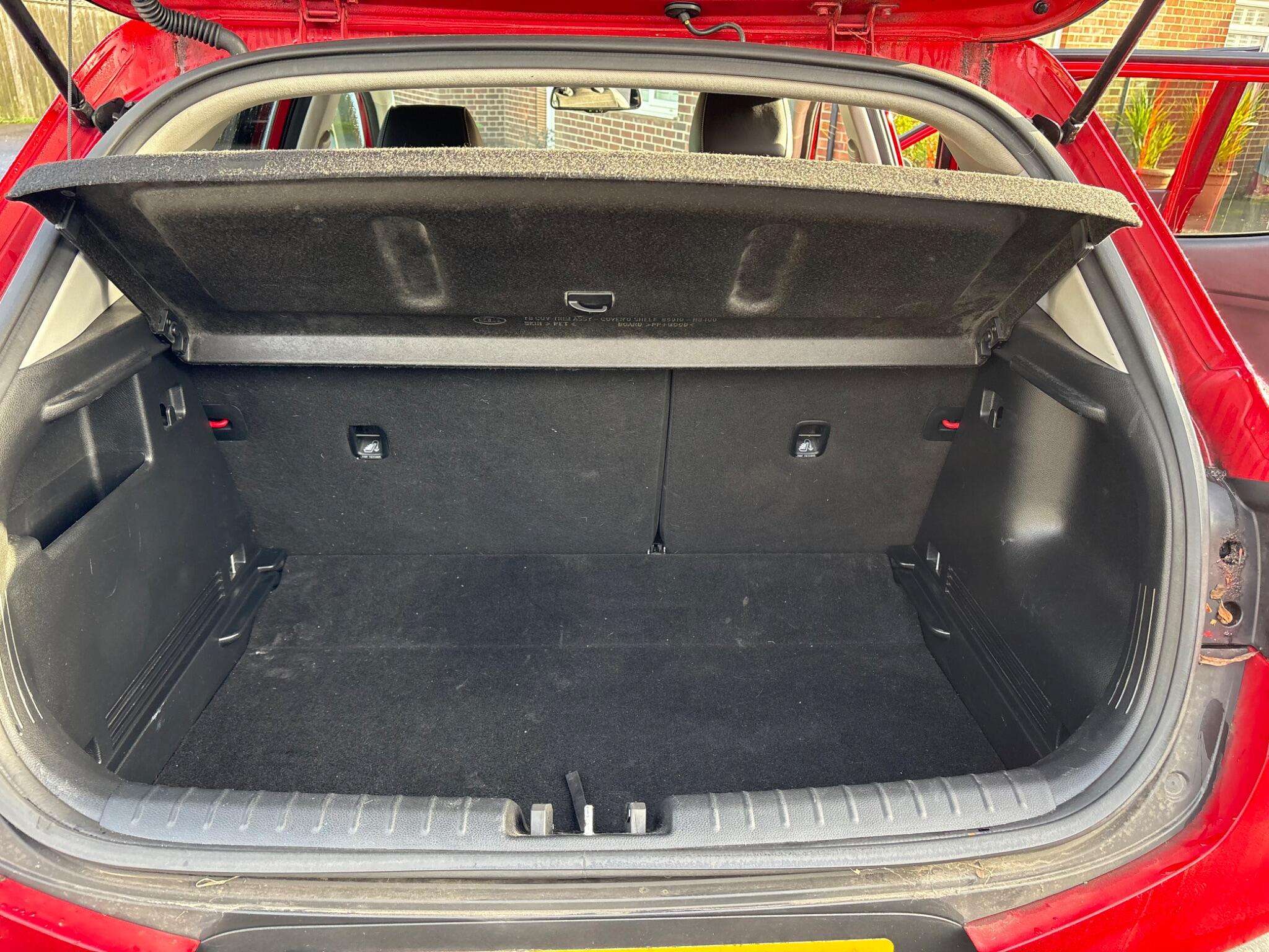 2017 KIA STONIC 2017 KIA STONIC