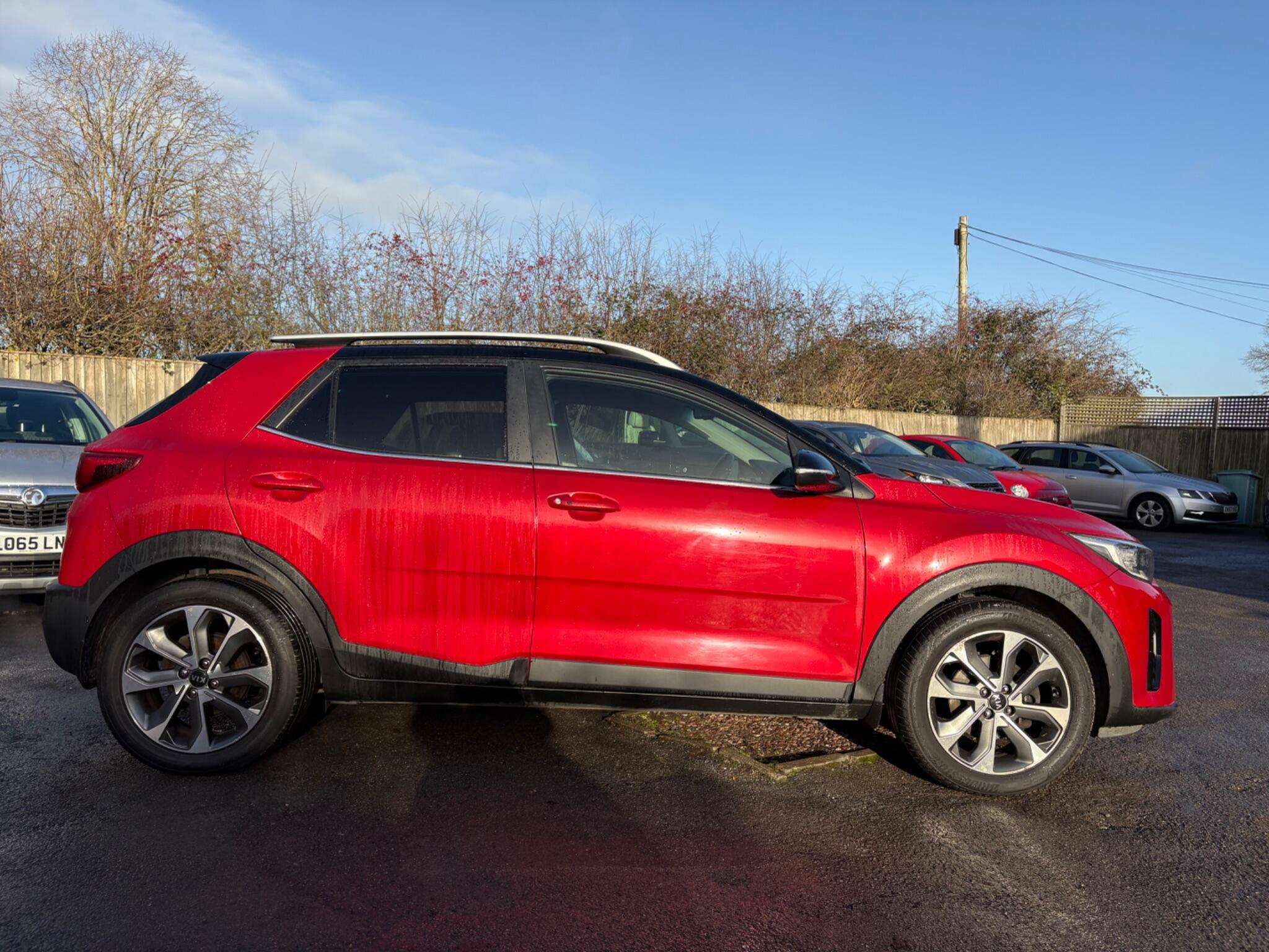 A 2017 KIA STONIC 1.0 T-GDi First Edition Euro 6 (s/s) 5dr A 2017 KIA STONIC 1.0 T-GDi First Edition Euro 6 (s/s) 5dr