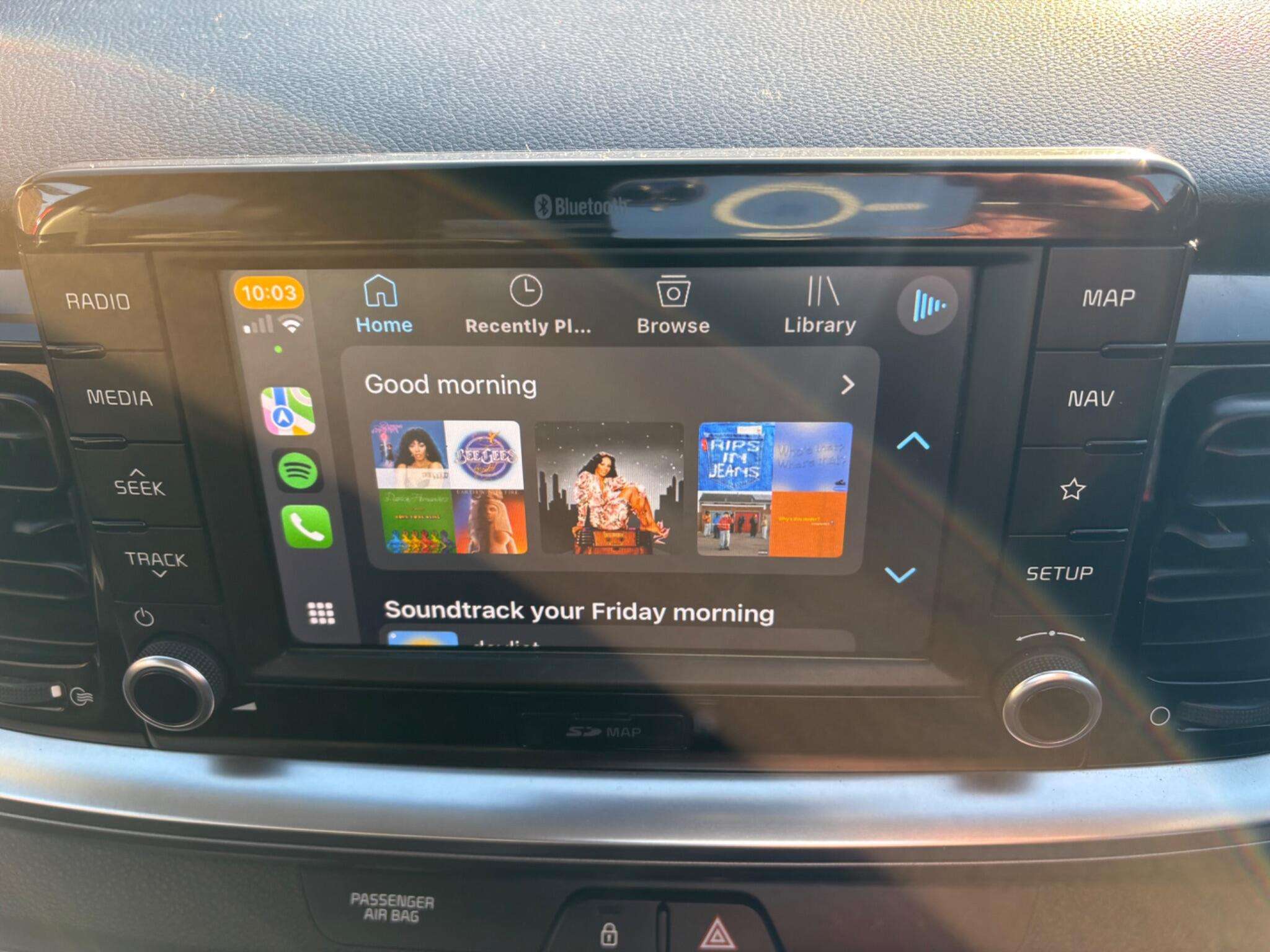 2017 KIA STONIC 2017 KIA STONIC