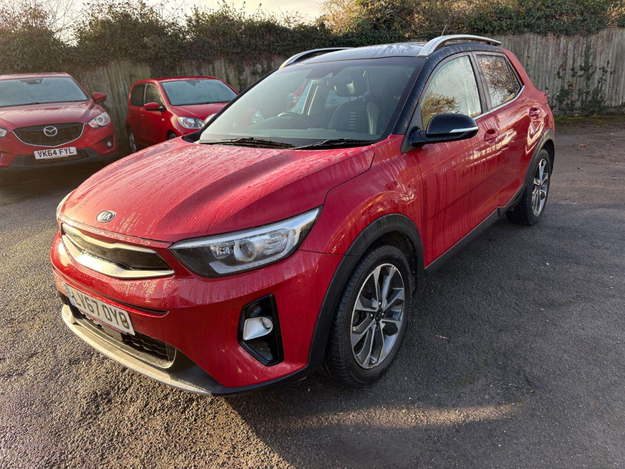 2017 KIA STONIC 2017 KIA STONIC