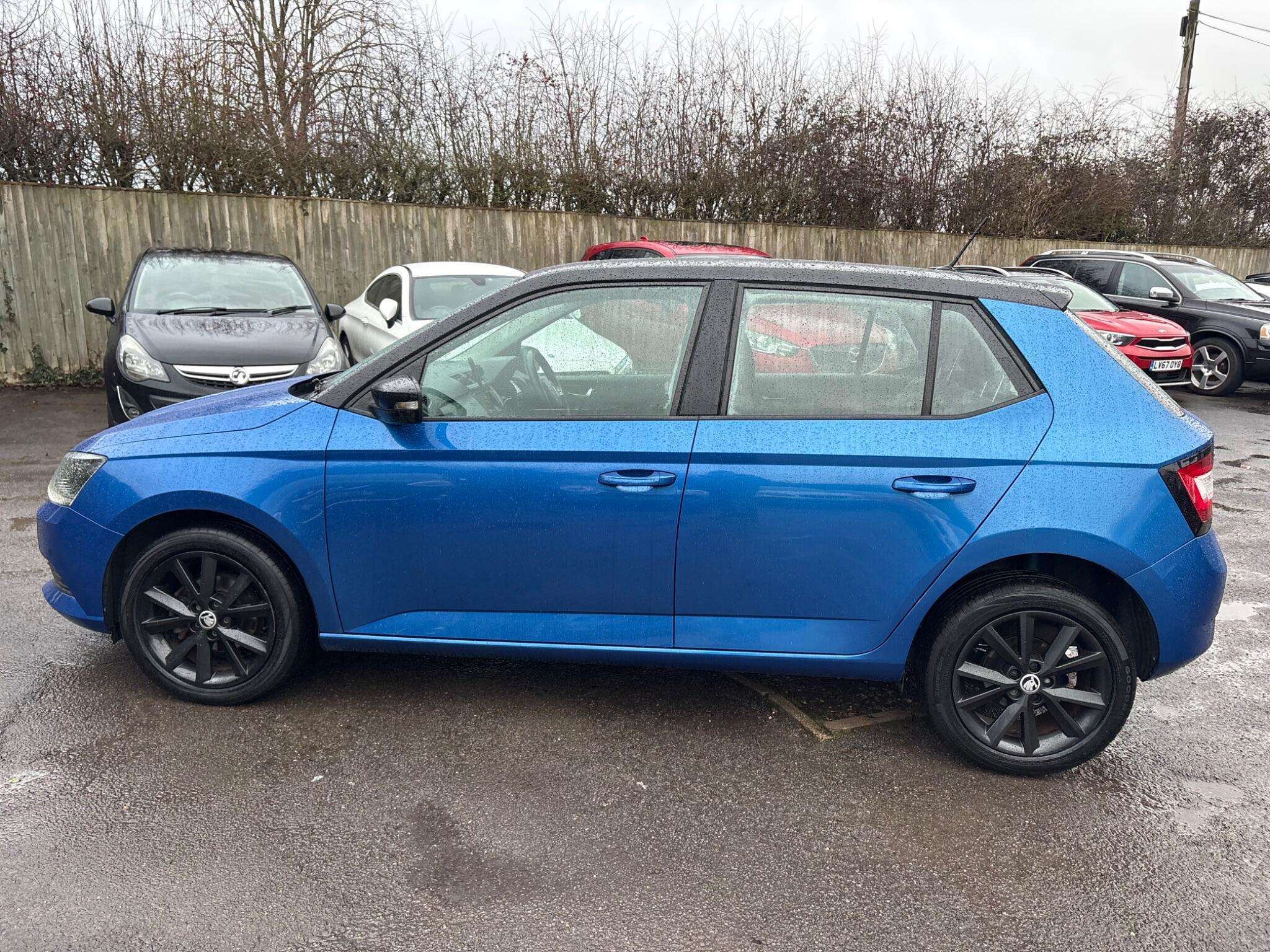 A 2016 SKODA FABIA 1.2 TSI Colour Edition Euro 6 (s/s) 5dr A 2016 SKODA FABIA 1.2 TSI Colour Edition Euro 6 (s/s) 5dr
