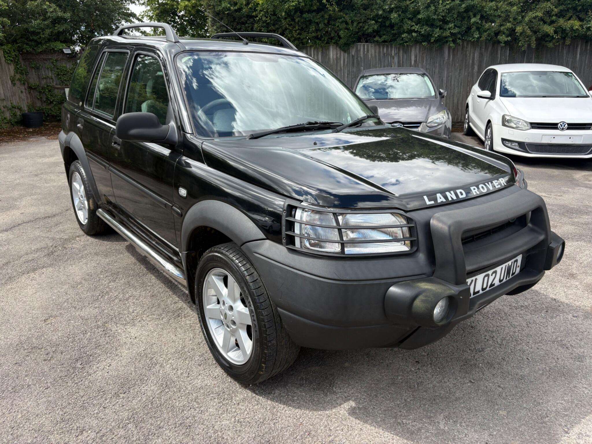 A 2002 LAND ROVER FREELANDER 2.0 TD4 ES Station Wagon 5dr A 2002 LAND ROVER FREELANDER 2.0 TD4 ES Station Wagon 5dr
