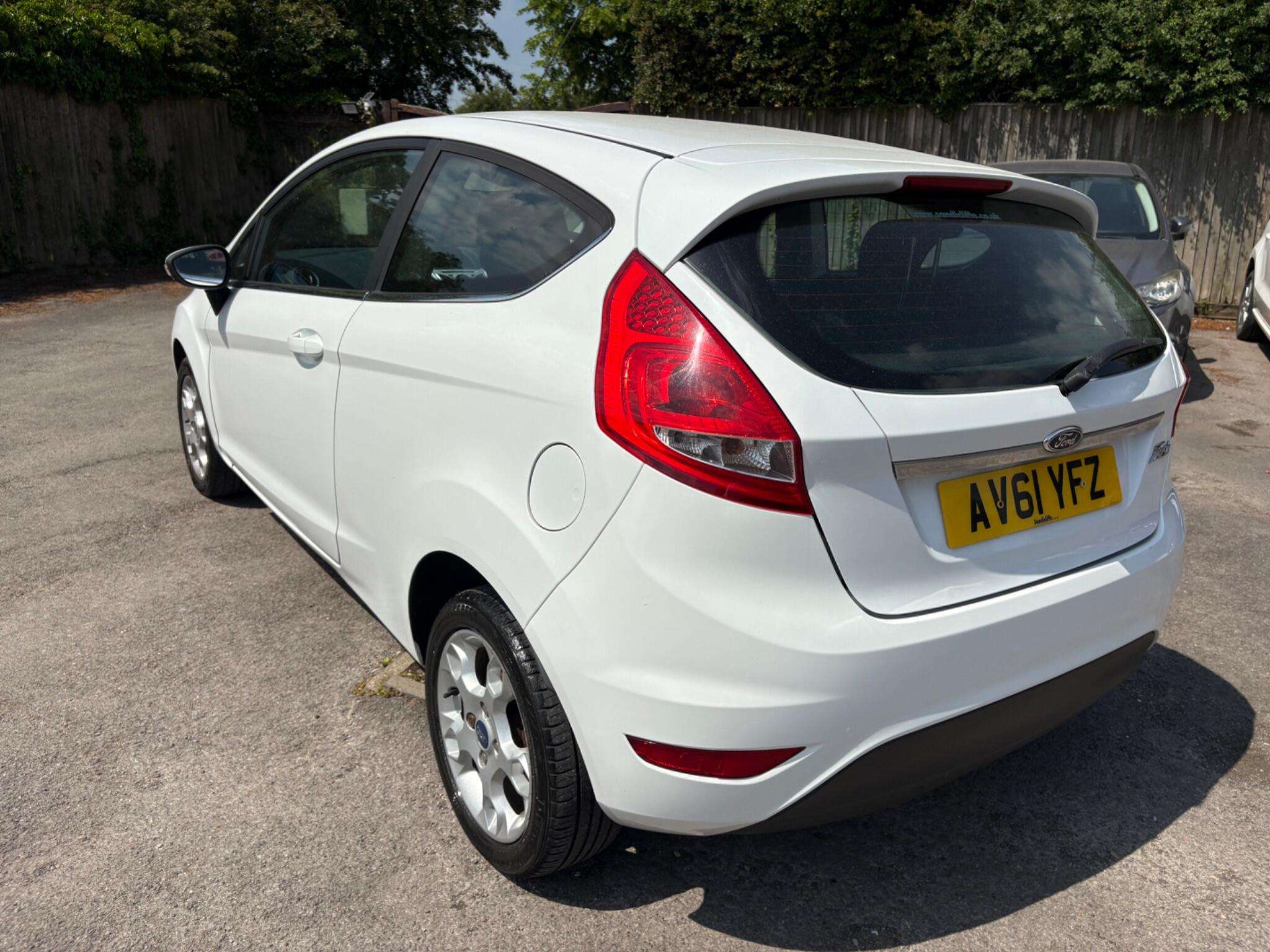 2011 FORD FIESTA 2011 FORD FIESTA