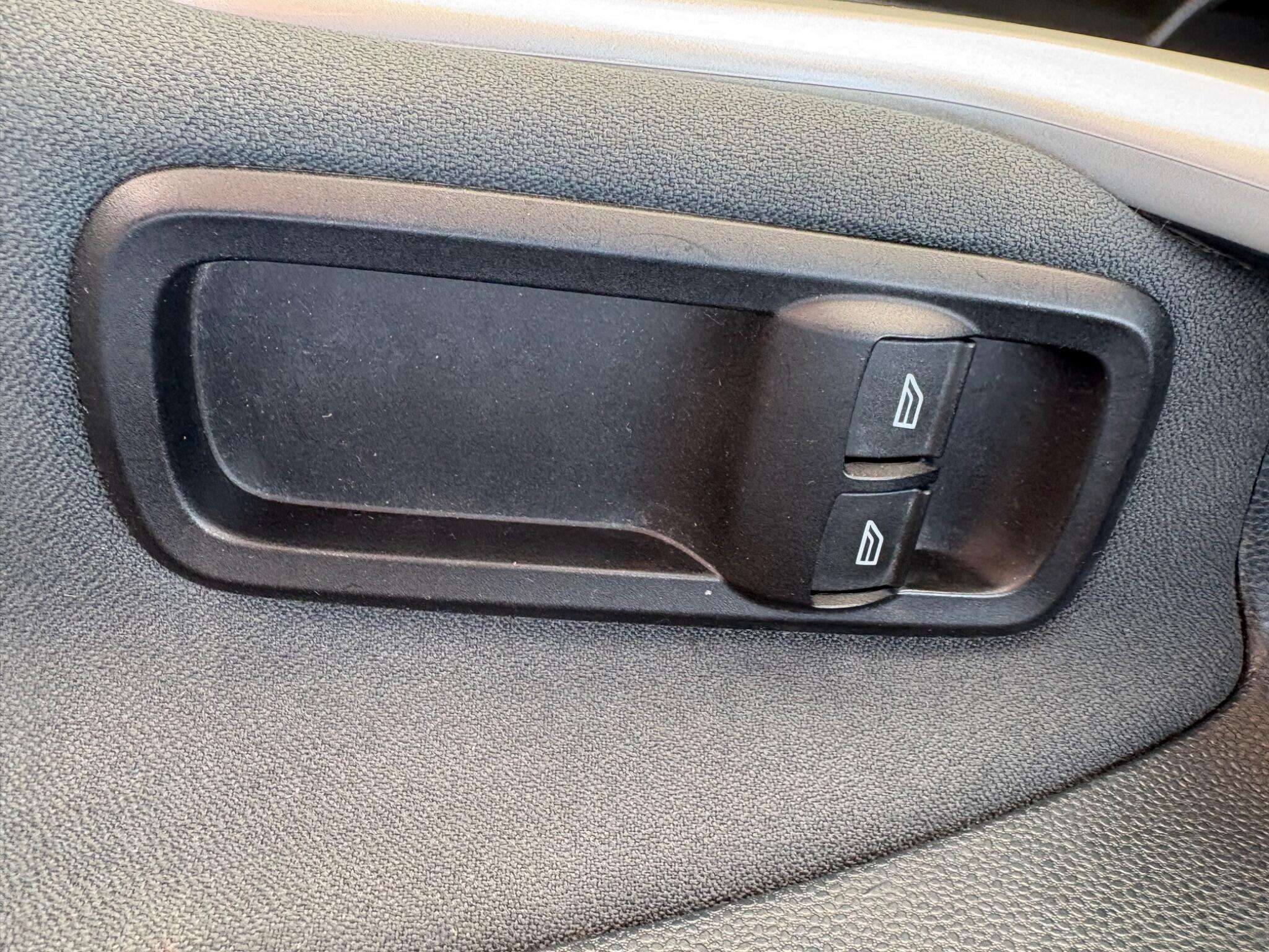 2011 FORD FIESTA 2011 FORD FIESTA