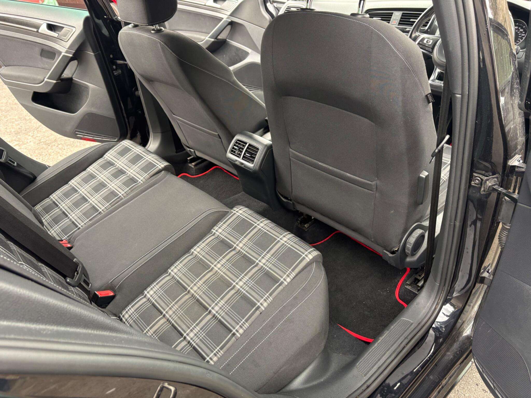 2015 VOLKSWAGEN GOLF 2015 VOLKSWAGEN GOLF