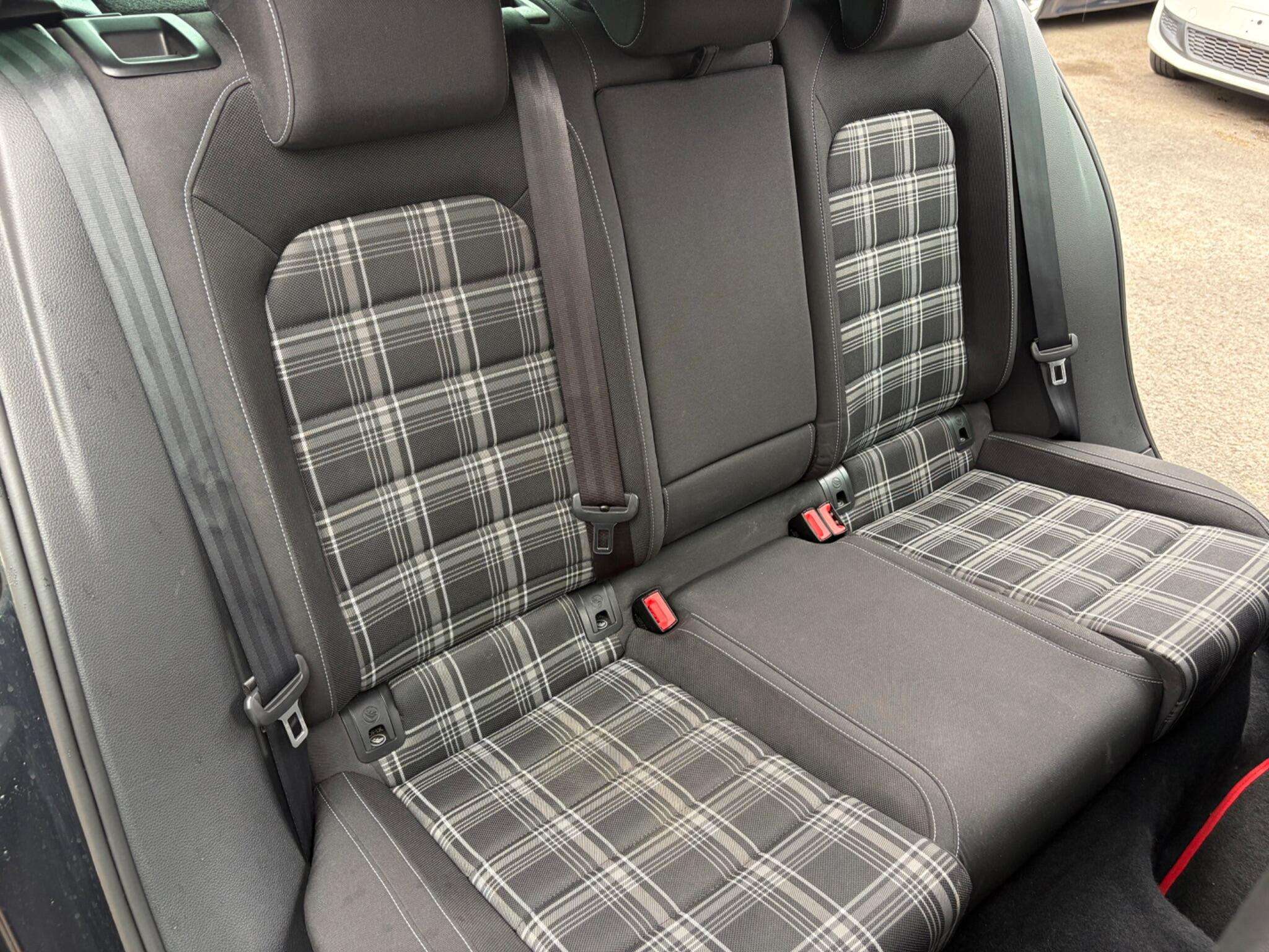 2015 VOLKSWAGEN GOLF 2015 VOLKSWAGEN GOLF