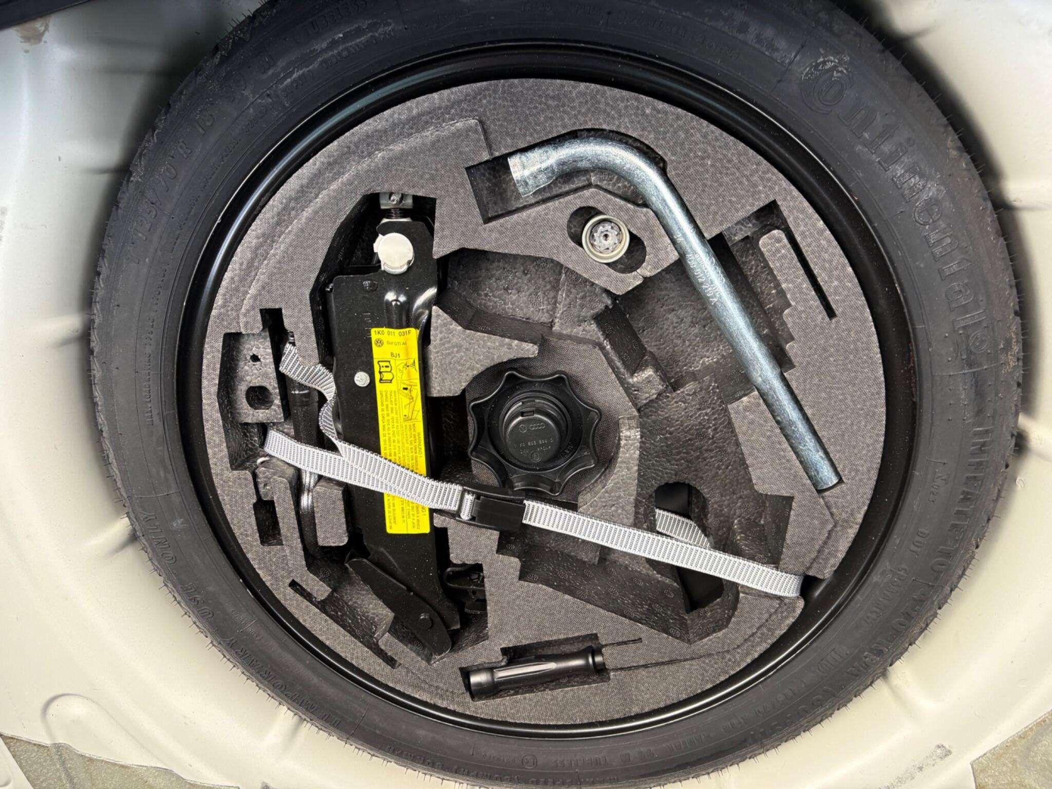2011 VOLKSWAGEN GOLF 2011 VOLKSWAGEN GOLF