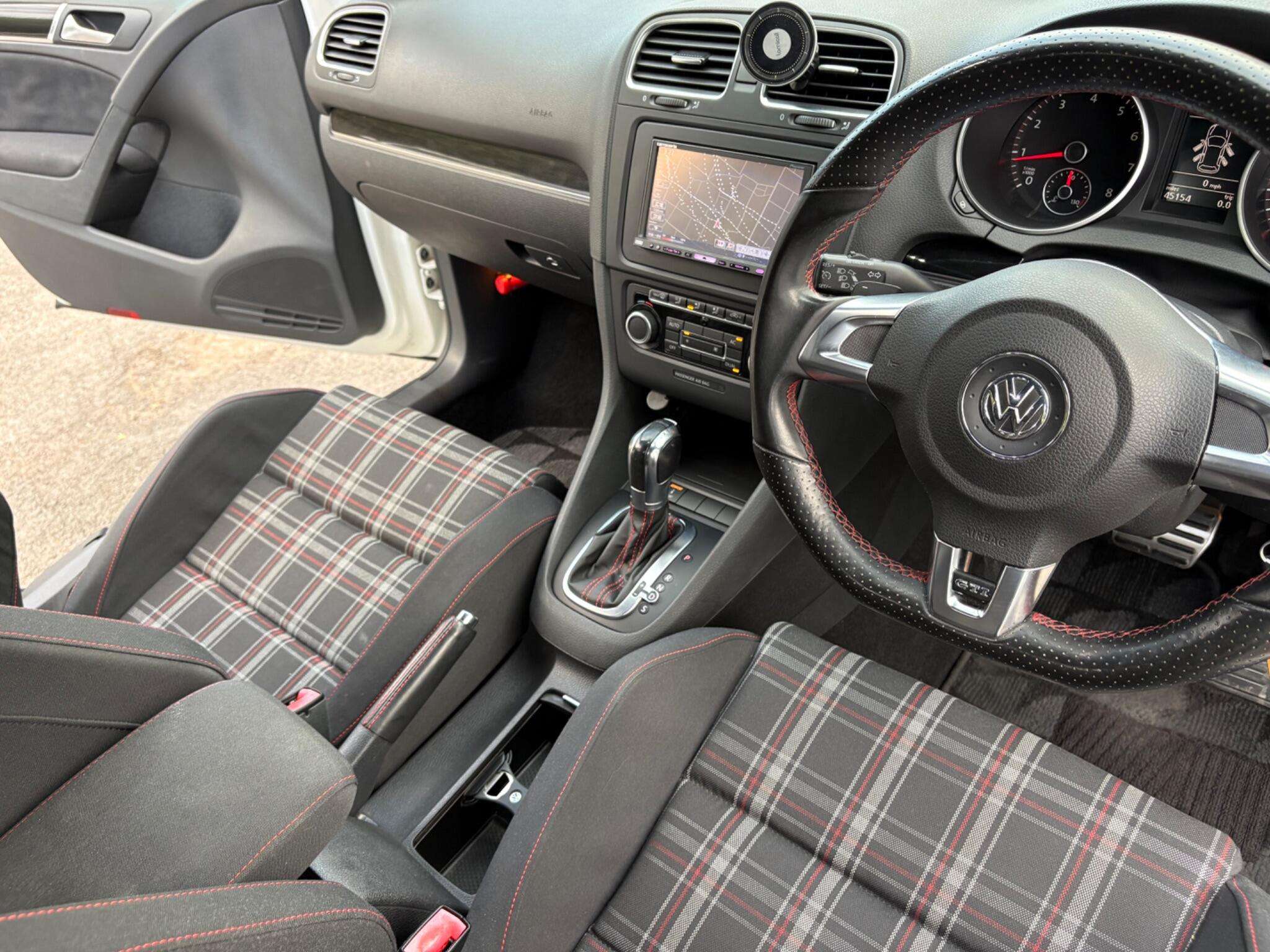 2011 VOLKSWAGEN GOLF 2011 VOLKSWAGEN GOLF
