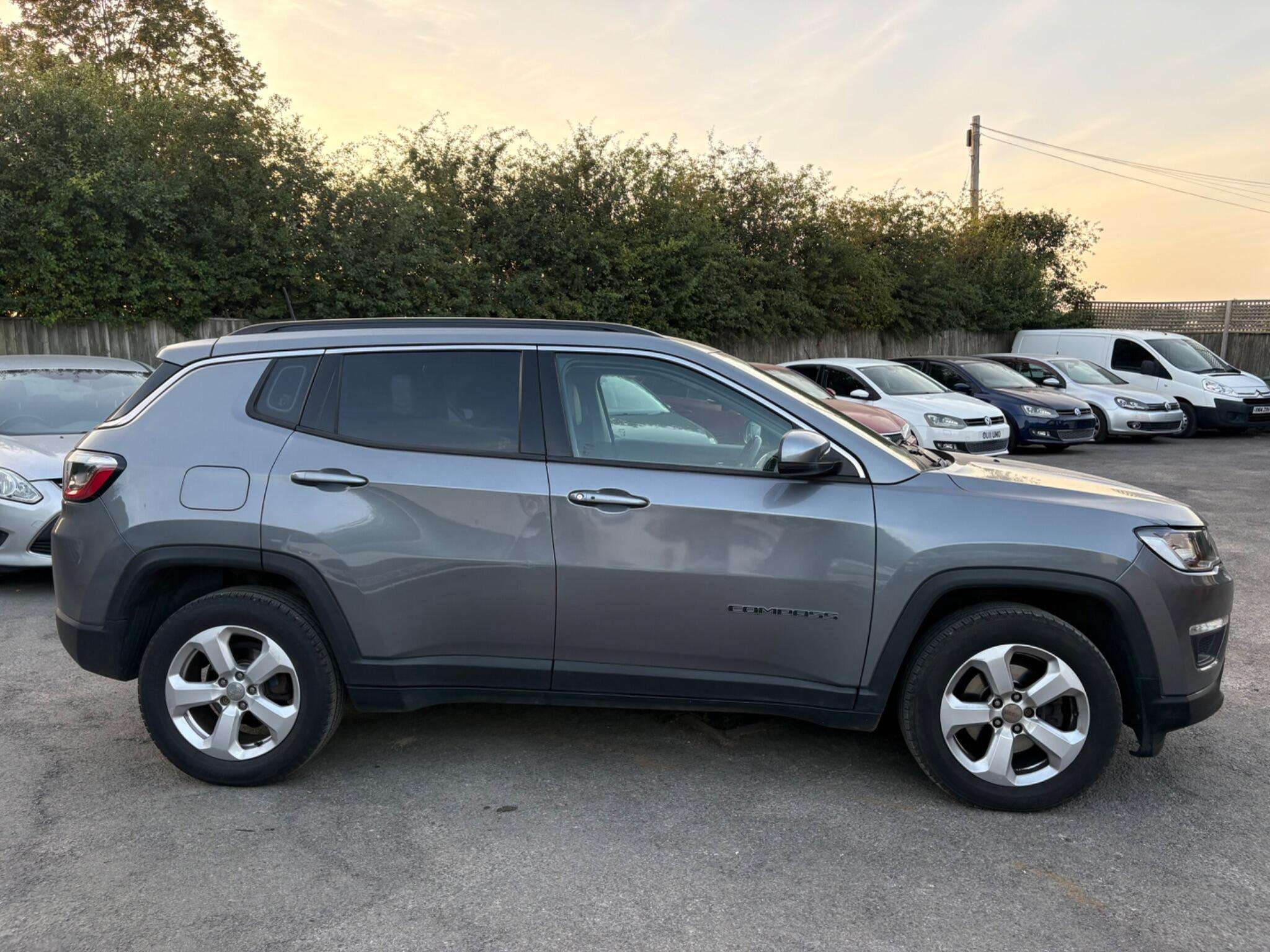 A 2019 JEEP COMPASS 1.4T MultiAirII Longitude Euro 6 (s/s) 5dr A 2019 JEEP COMPASS 1.4T MultiAirII Longitude Euro 6 (s/s) 5dr