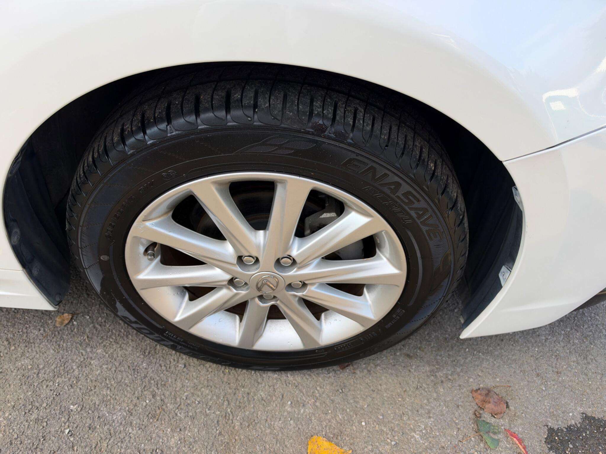 2011 LEXUS CT 2011 LEXUS CT