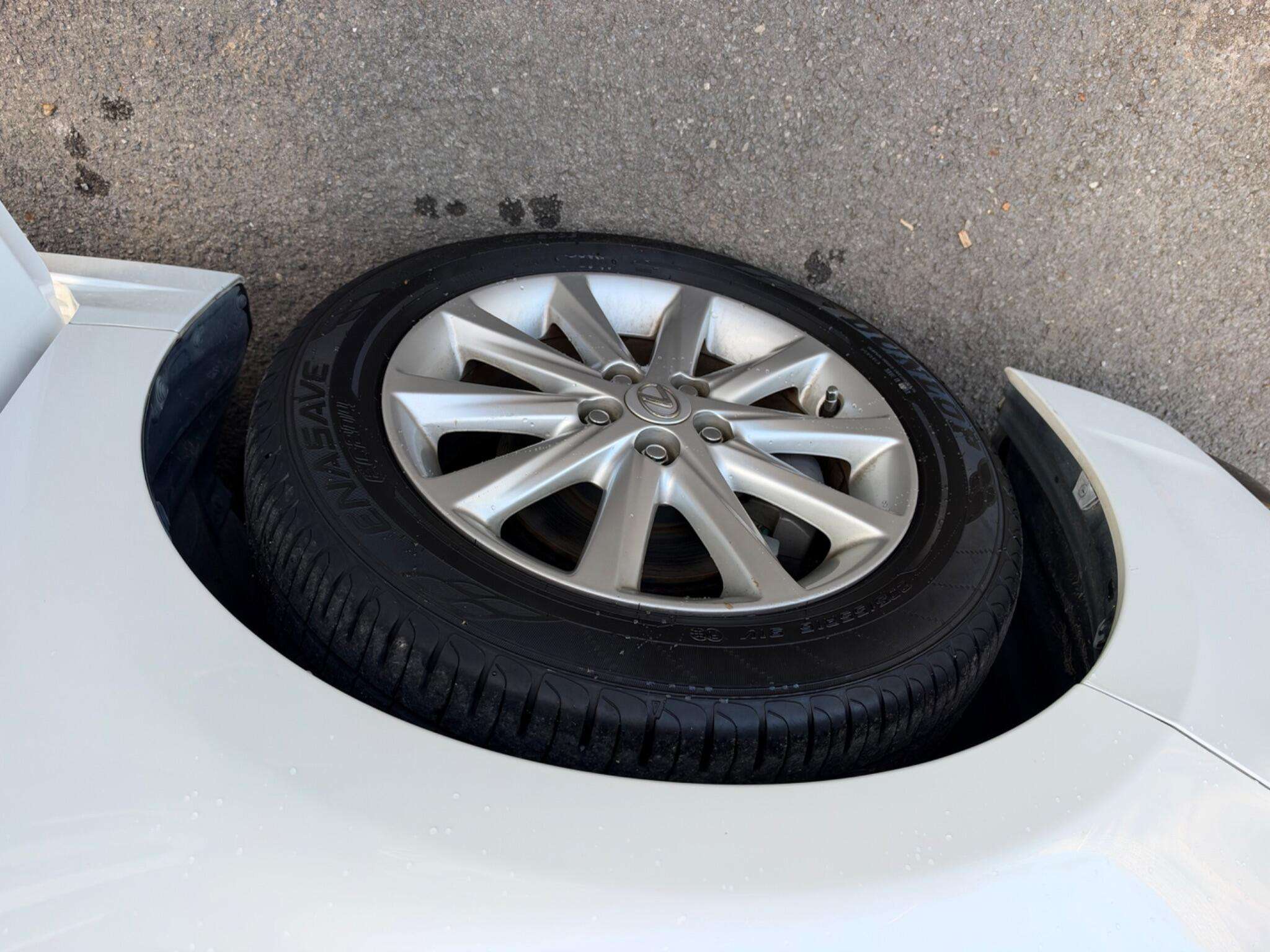 2011 LEXUS CT 2011 LEXUS CT