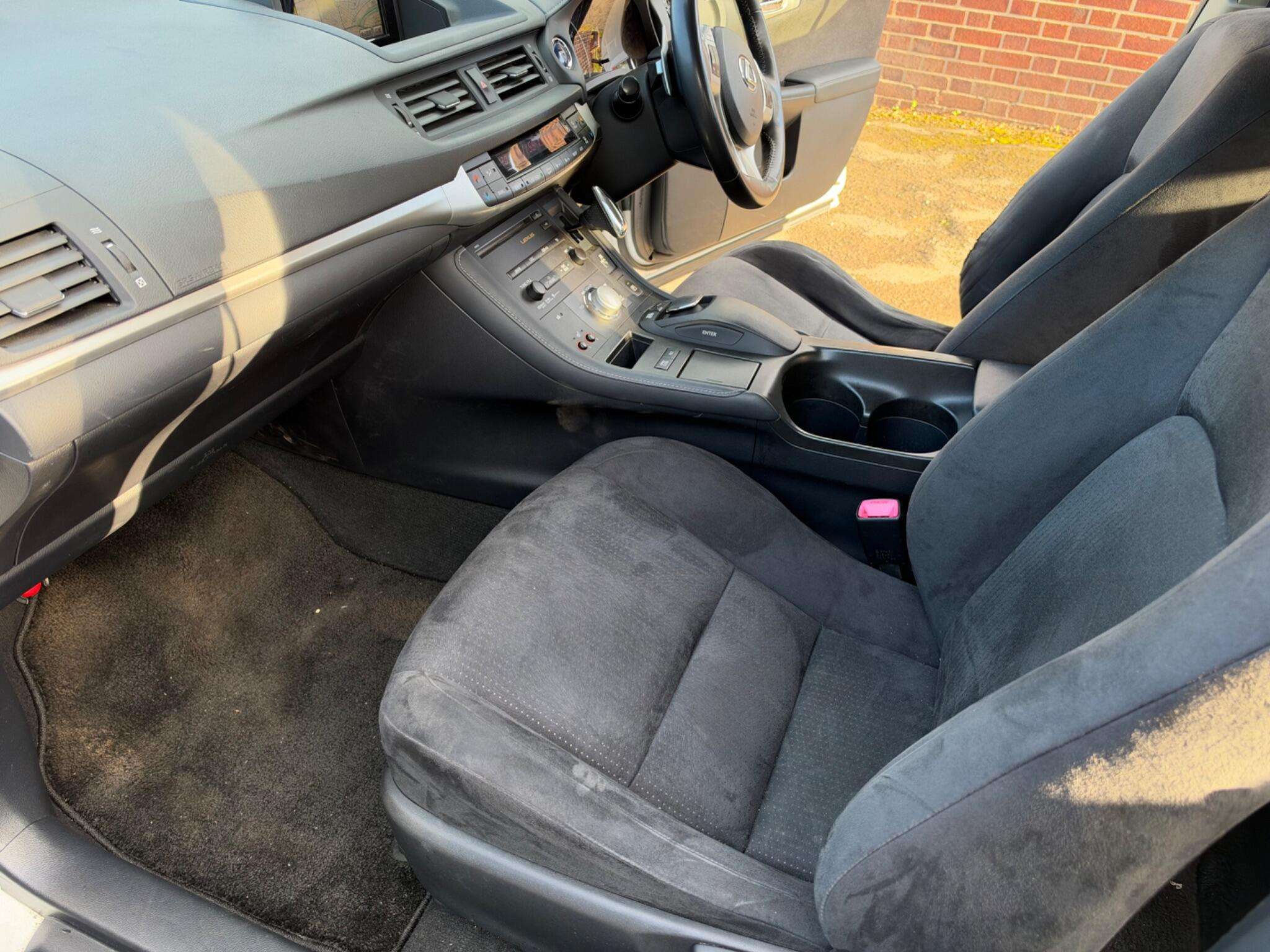 2011 LEXUS CT 2011 LEXUS CT