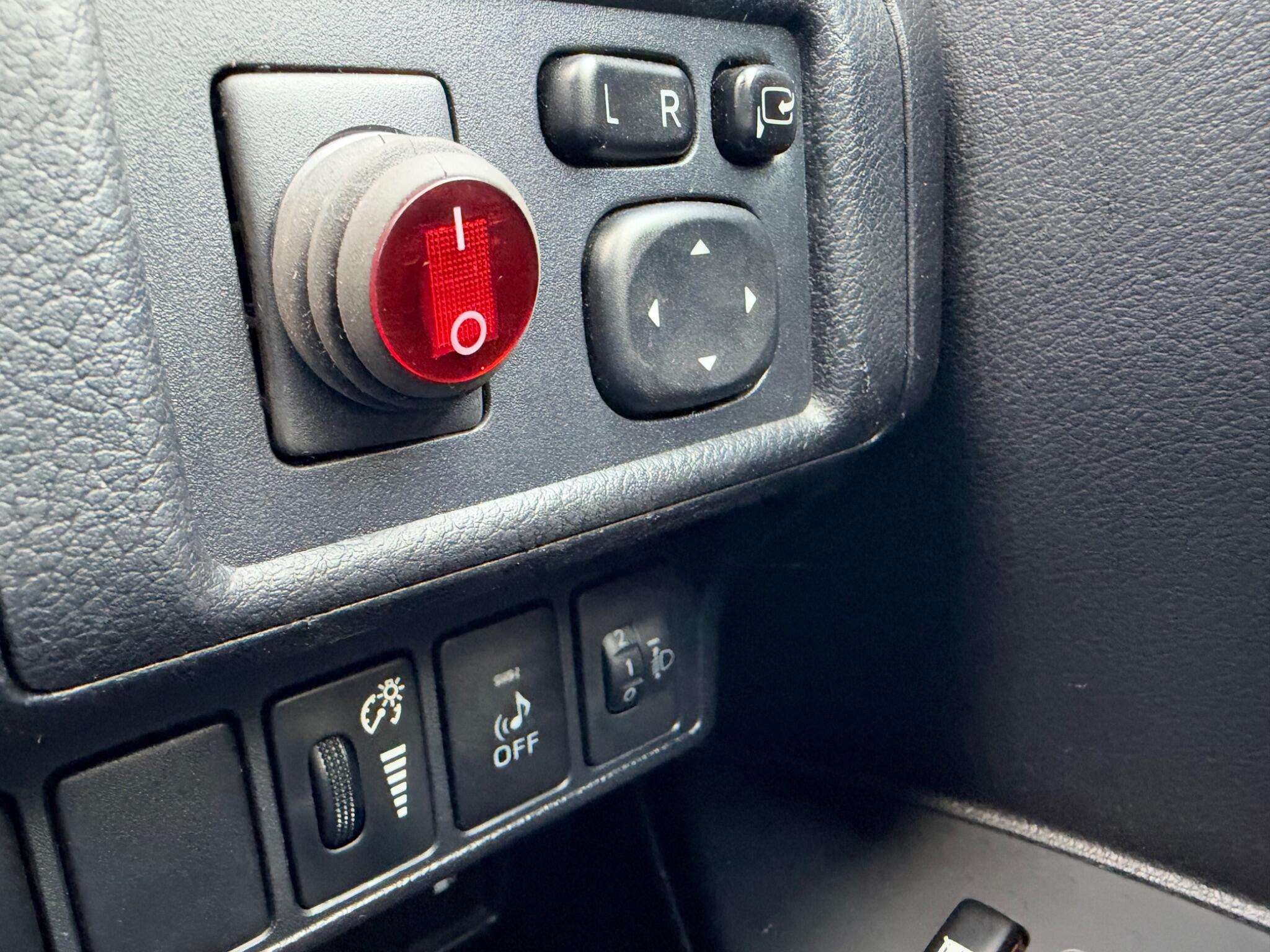 2011 LEXUS CT 2011 LEXUS CT