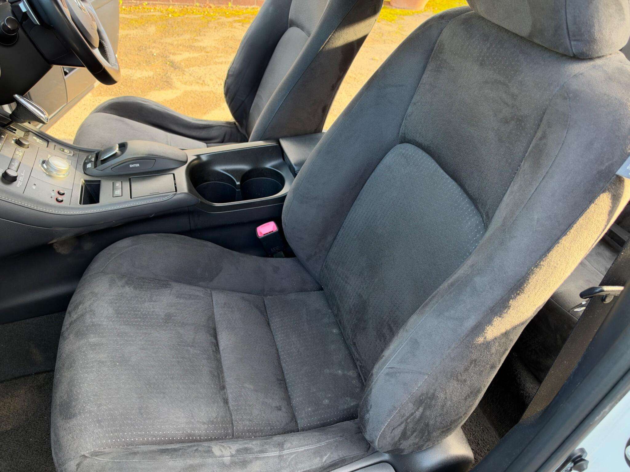 2011 LEXUS CT 2011 LEXUS CT