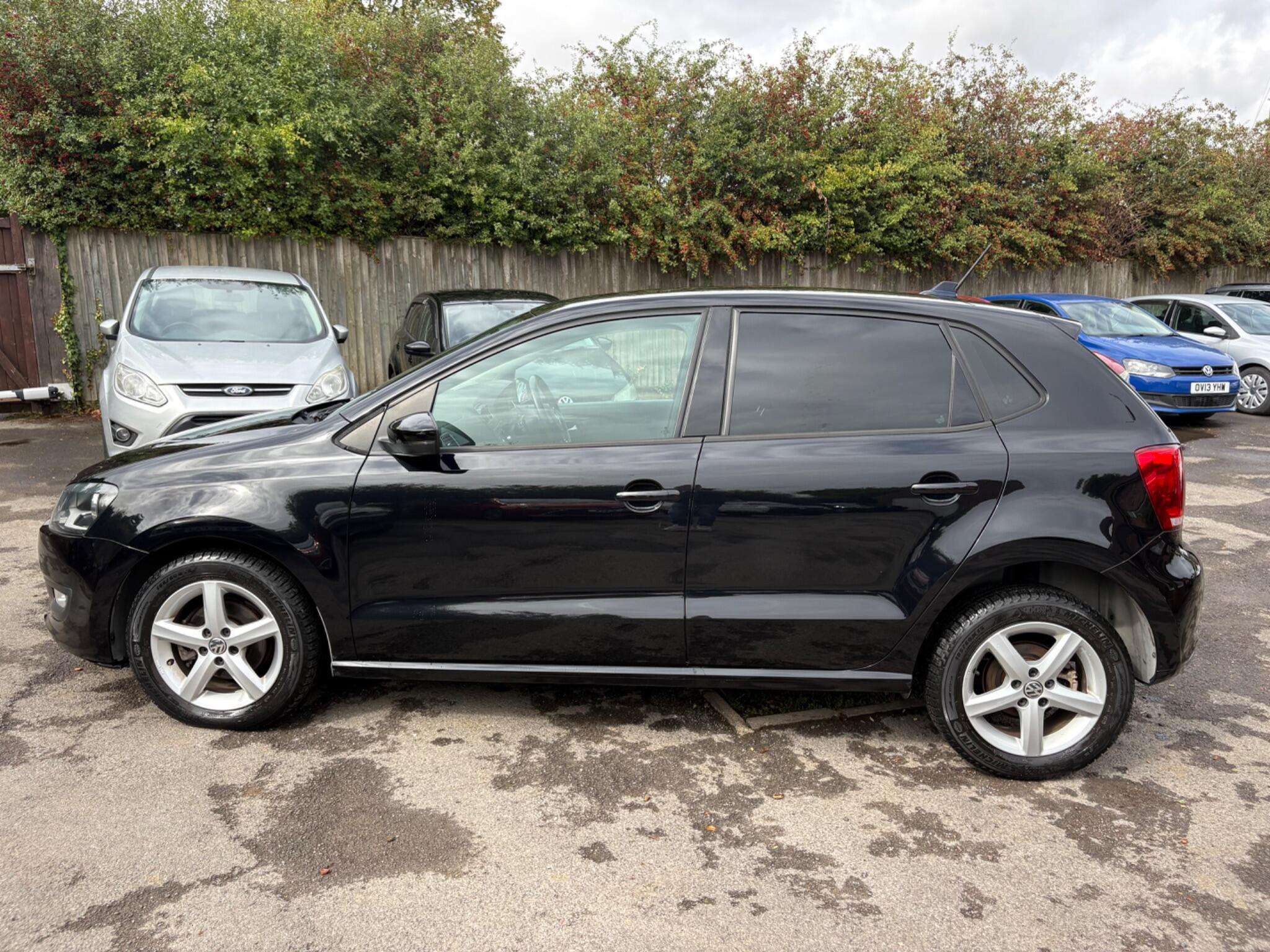 A 2014 VOLKSWAGEN POLO 1.2 TSI BlueMotion Tech SEL DSG Euro 6 (s/s) 5dr A 2014 VOLKSWAGEN POLO 1.2 TSI BlueMotion Tech SEL DSG Euro 6 (s/s) 5dr