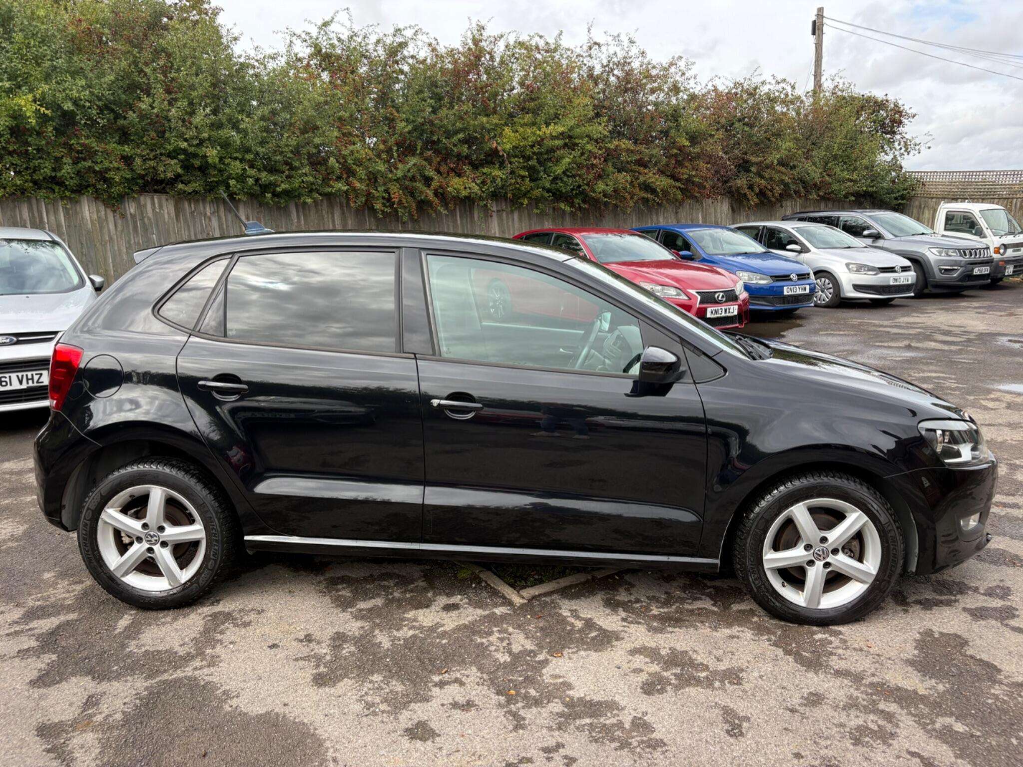 A 2014 VOLKSWAGEN POLO 1.2 TSI BlueMotion Tech SEL DSG Euro 6 (s/s) 5dr A 2014 VOLKSWAGEN POLO 1.2 TSI BlueMotion Tech SEL DSG Euro 6 (s/s) 5dr