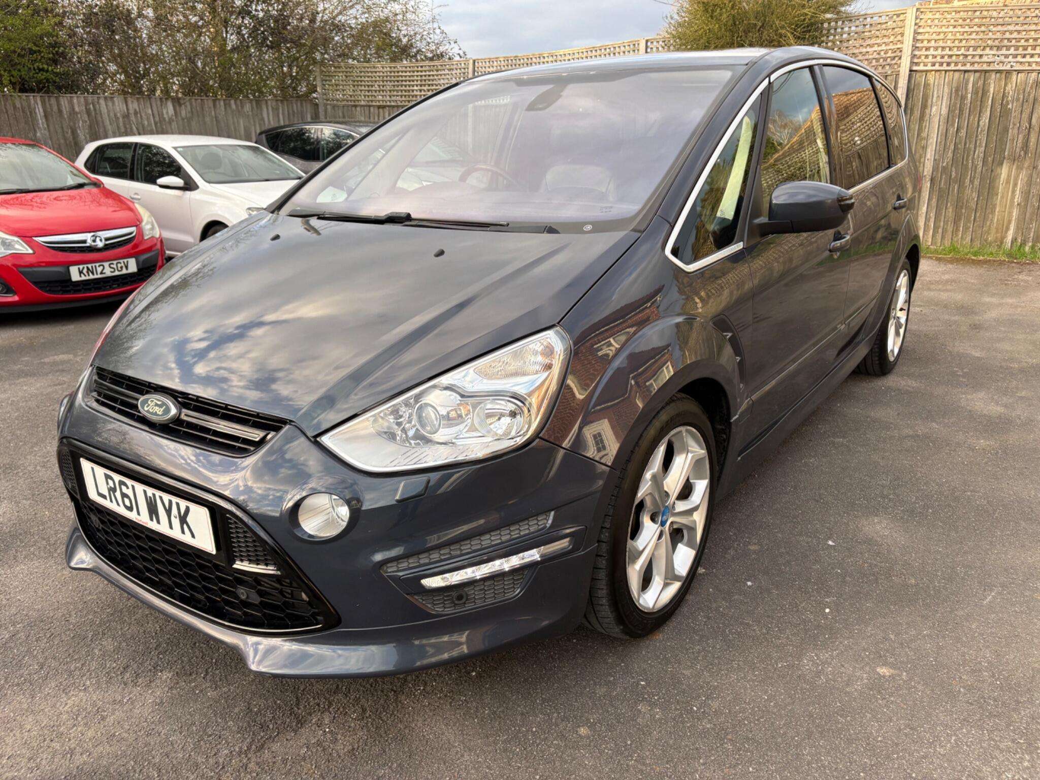 A 2011 FORD S-MAX 2.2 TDCi Titanium X Sport Euro 5 5dr A 2011 FORD S-MAX 2.2 TDCi Titanium X Sport Euro 5 5dr