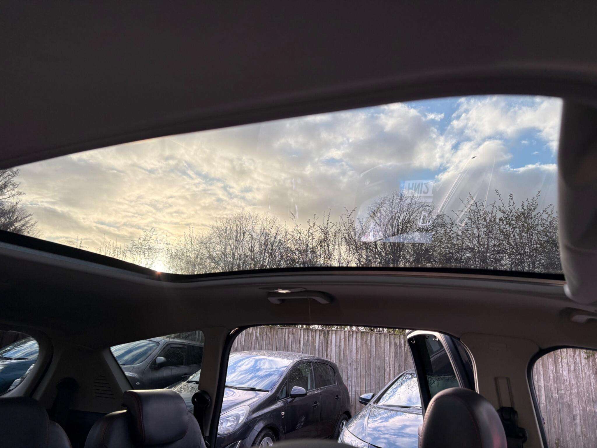 2011 FORD S-MAX 2011 FORD S-MAX