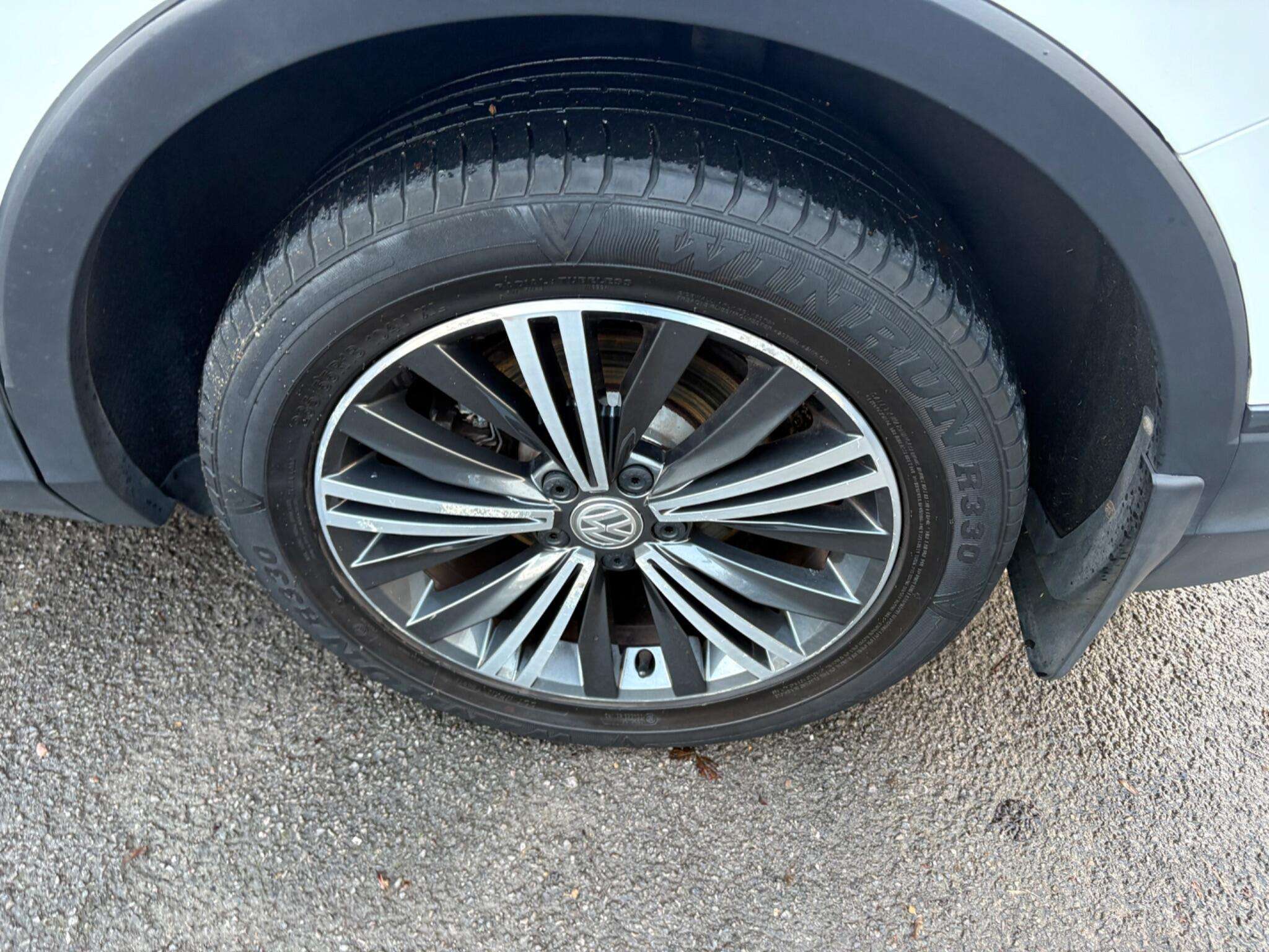 2018 VOLKSWAGEN TIGUAN ALLSPACE 2018 VOLKSWAGEN TIGUAN ALLSPACE