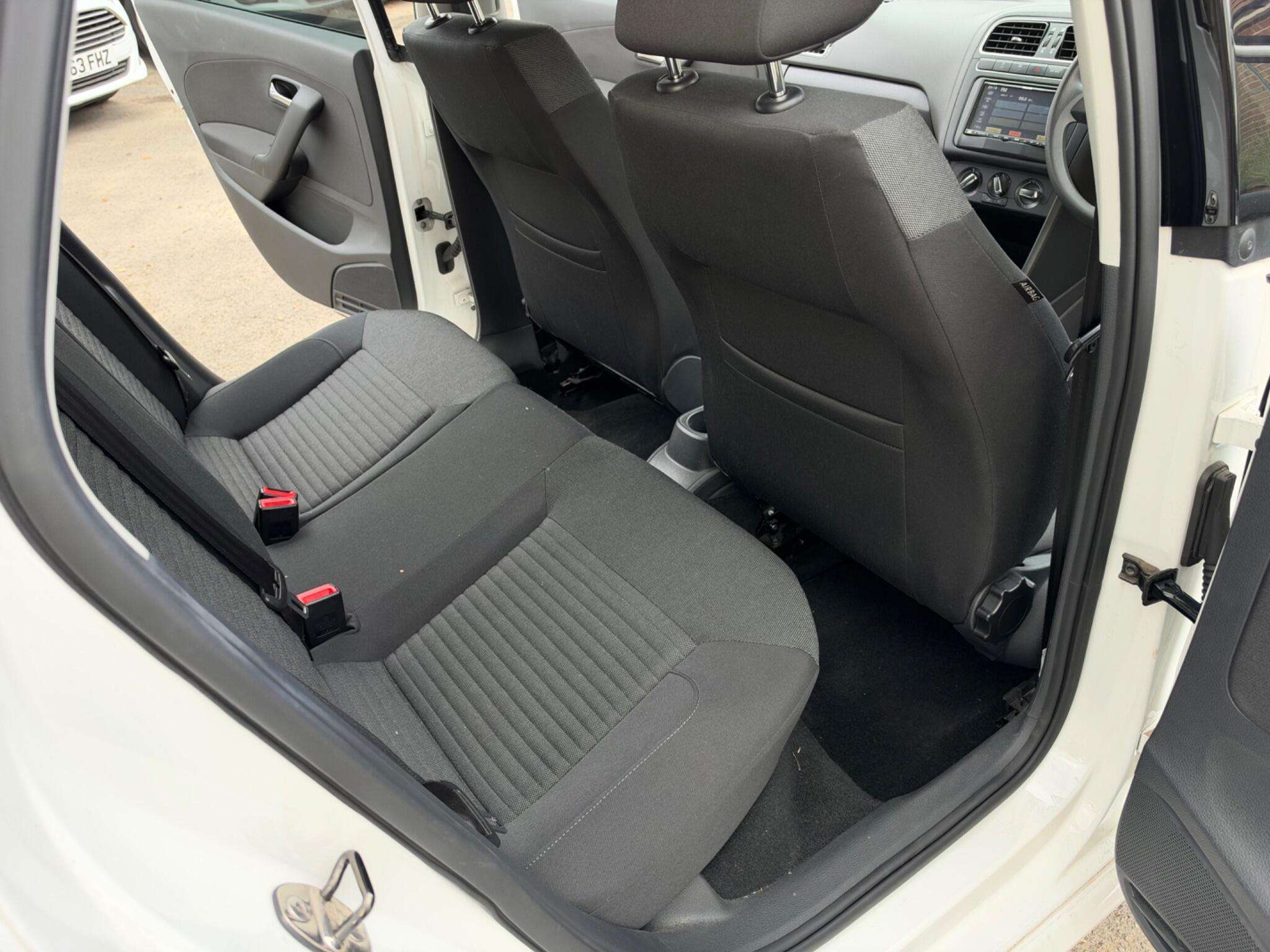 2011 VOLKSWAGEN POLO 2011 VOLKSWAGEN POLO