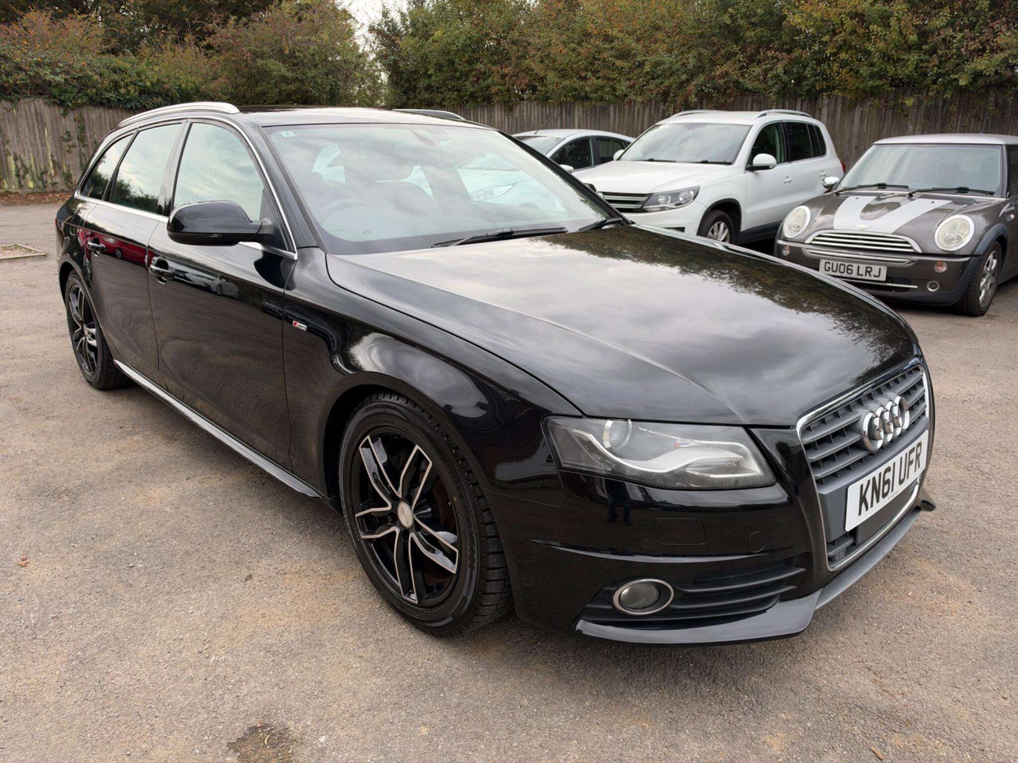 A 2012 AUDI A4 AVANT 2.0 TFSI S line Multitronic Euro 5 (s/s) 5dr A 2012 AUDI A4 AVANT 2.0 TFSI S line Multitronic Euro 5 (s/s) 5dr