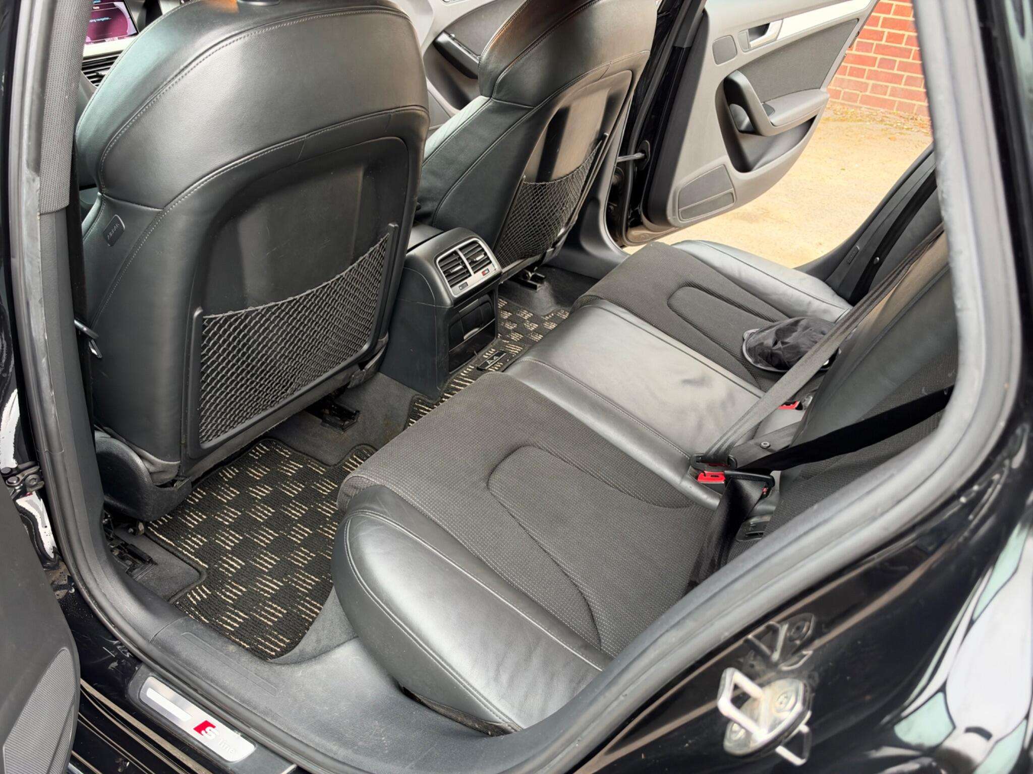 2012 AUDI A4 AVANT 2012 AUDI A4 AVANT