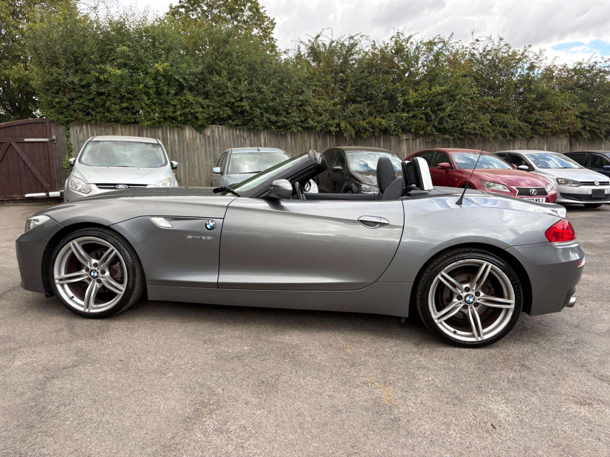A 2011 BMW Z4 2.5 23i M Sport sDrive Euro 5 2dr A 2011 BMW Z4 2.5 23i M Sport sDrive Euro 5 2dr