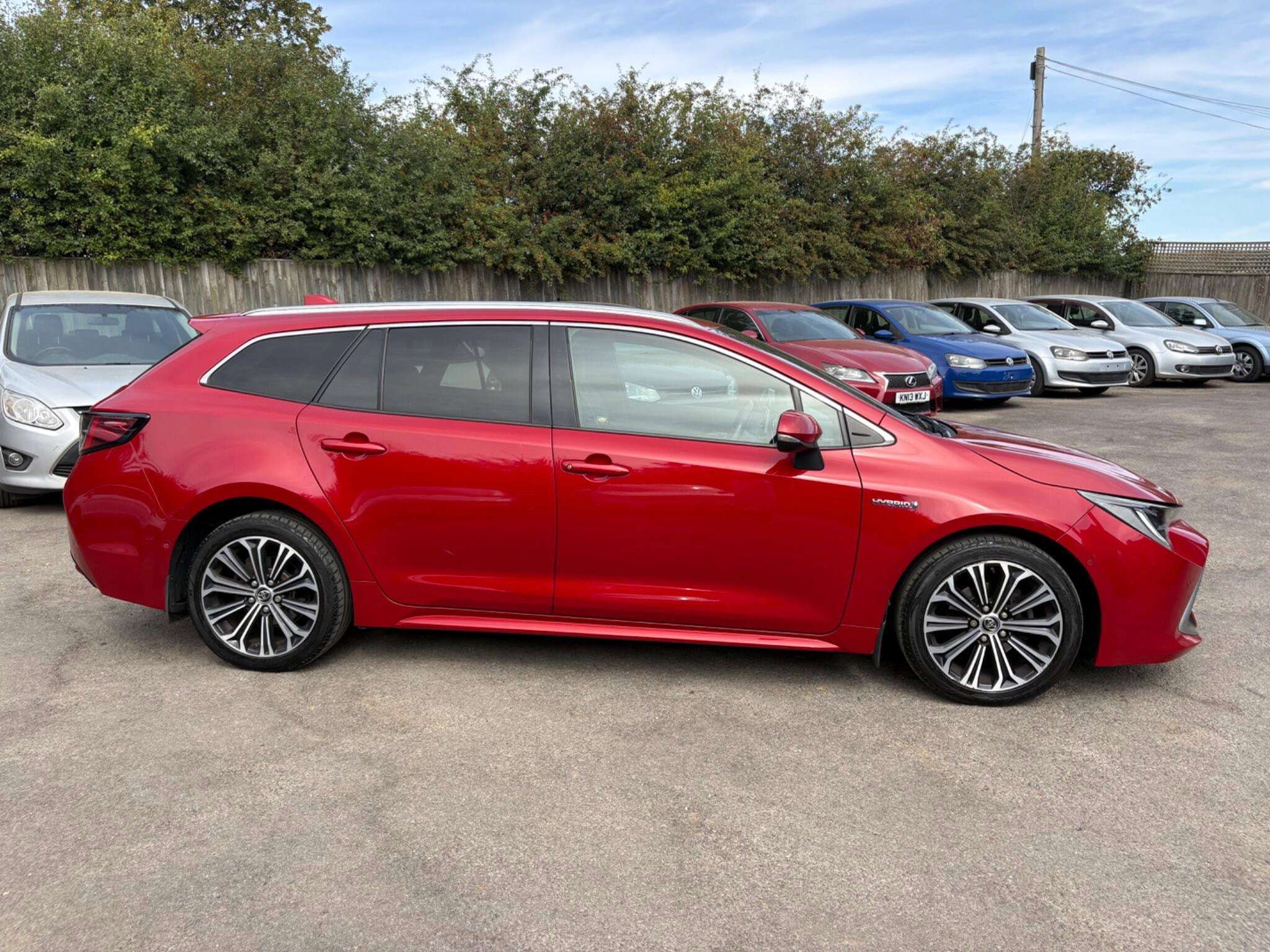 A 2019 TOYOTA COROLLA 1.8 VVT-h Excel Touring Sports CVT Euro 6 (s/s) 5dr A 2019 TOYOTA COROLLA 1.8 VVT-h Excel Touring Sports CVT Euro 6 (s/s) 5dr