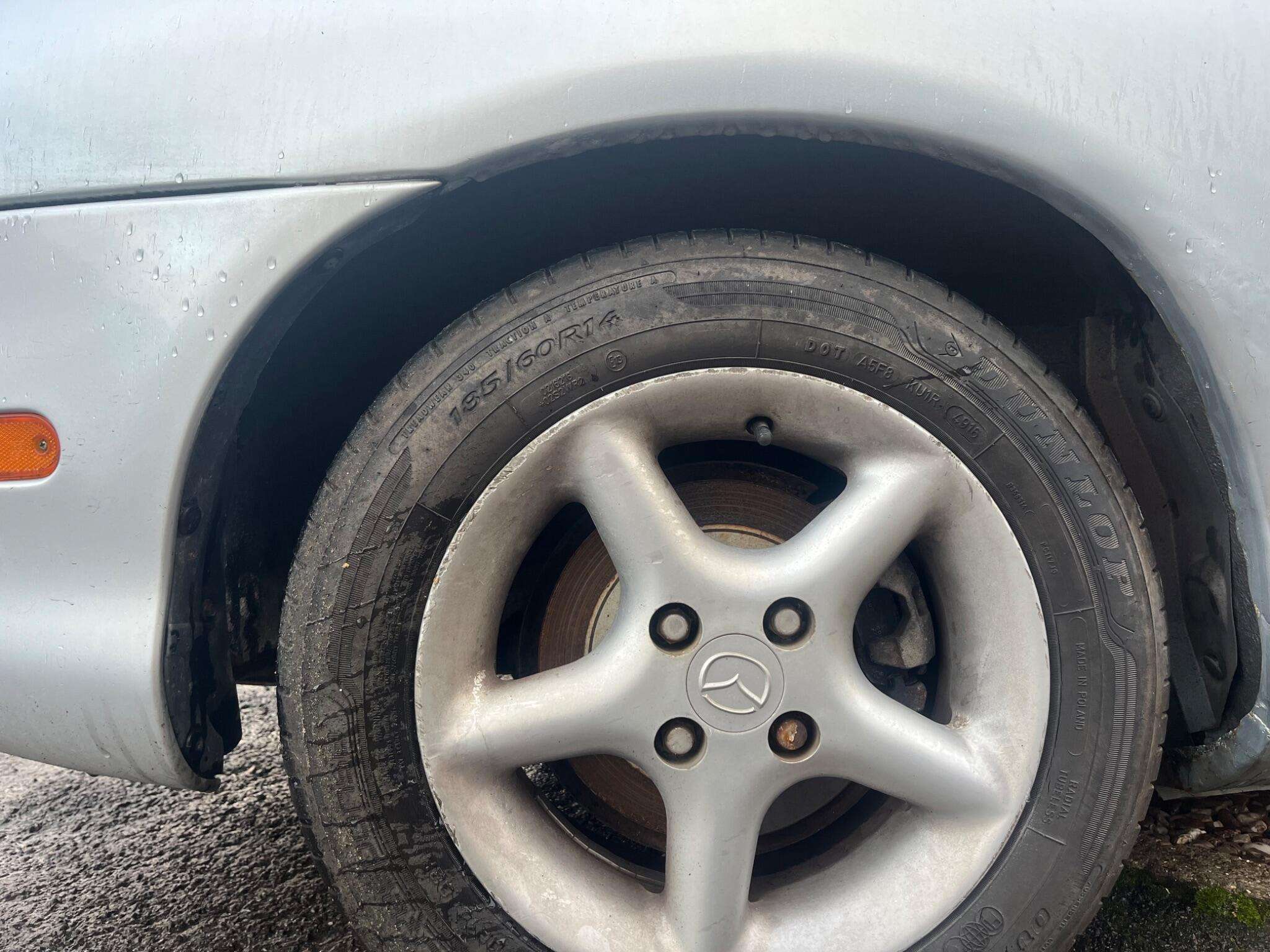 1999 MAZDA MX-5 1999 MAZDA MX-5