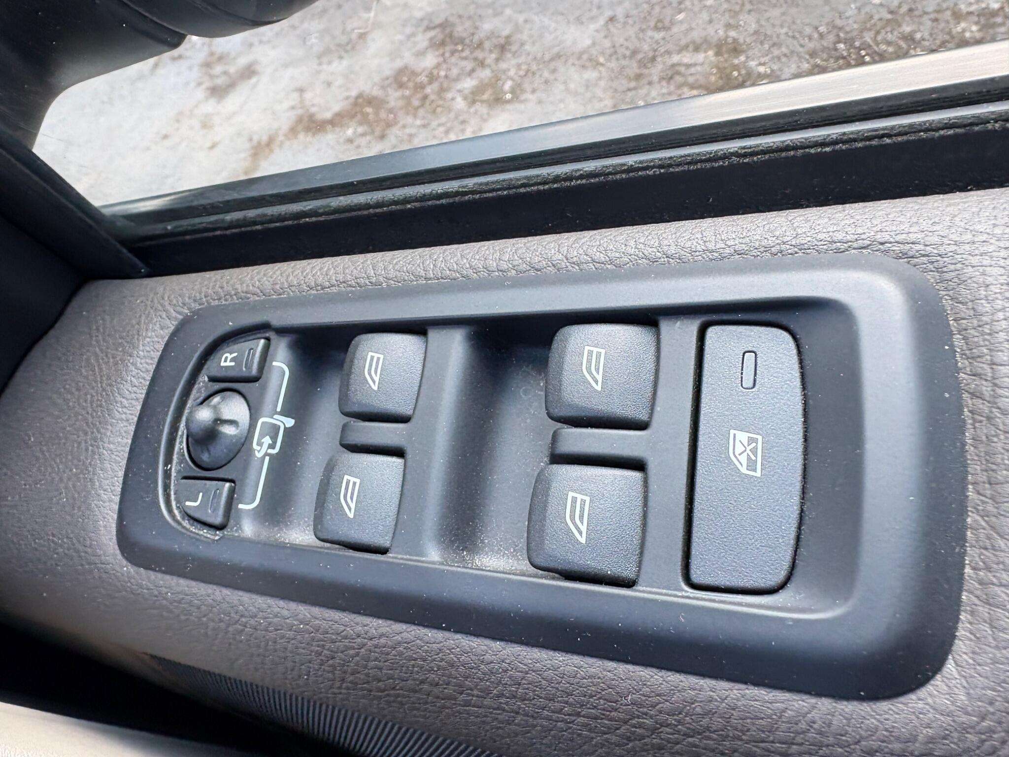2010 LAND ROVER DISCOVERY 4 2010 LAND ROVER DISCOVERY 4