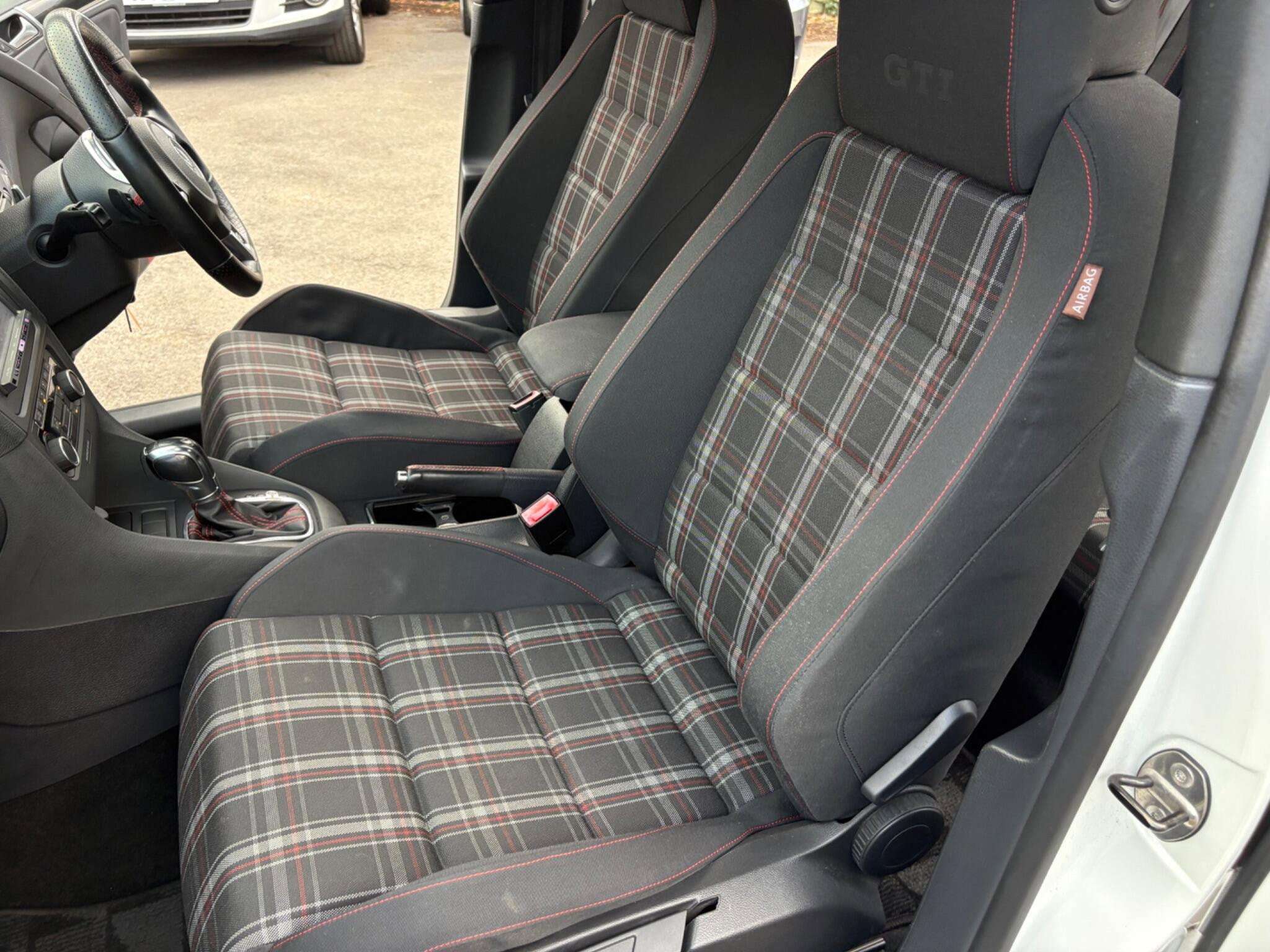 2011 VOLKSWAGEN GOLF 2011 VOLKSWAGEN GOLF