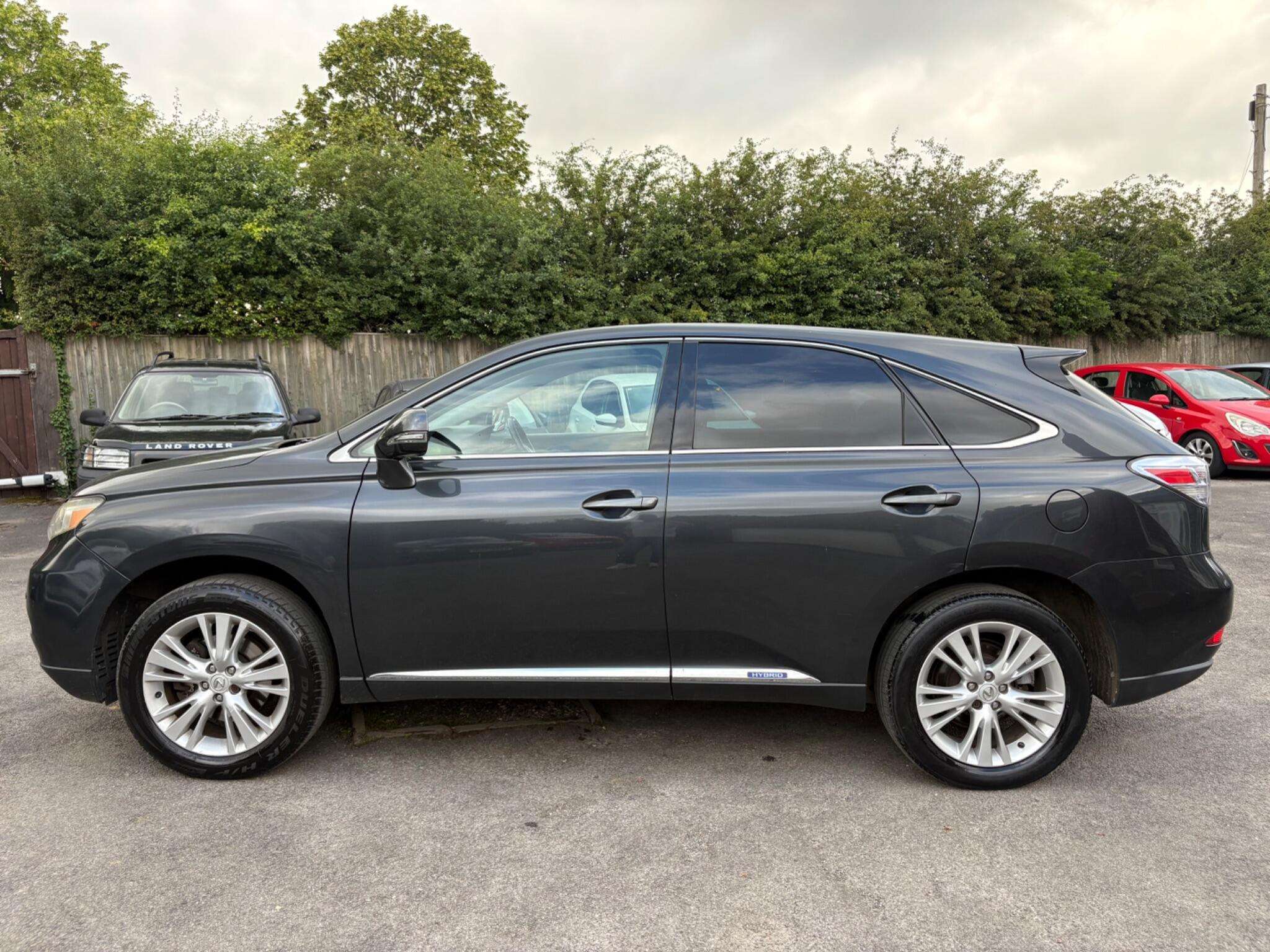 A 2010 LEXUS RX 3.5 450h V6 SE-L CVT 4WD Euro 4 (s/s) 5dr A 2010 LEXUS RX 3.5 450h V6 SE-L CVT 4WD Euro 4 (s/s) 5dr