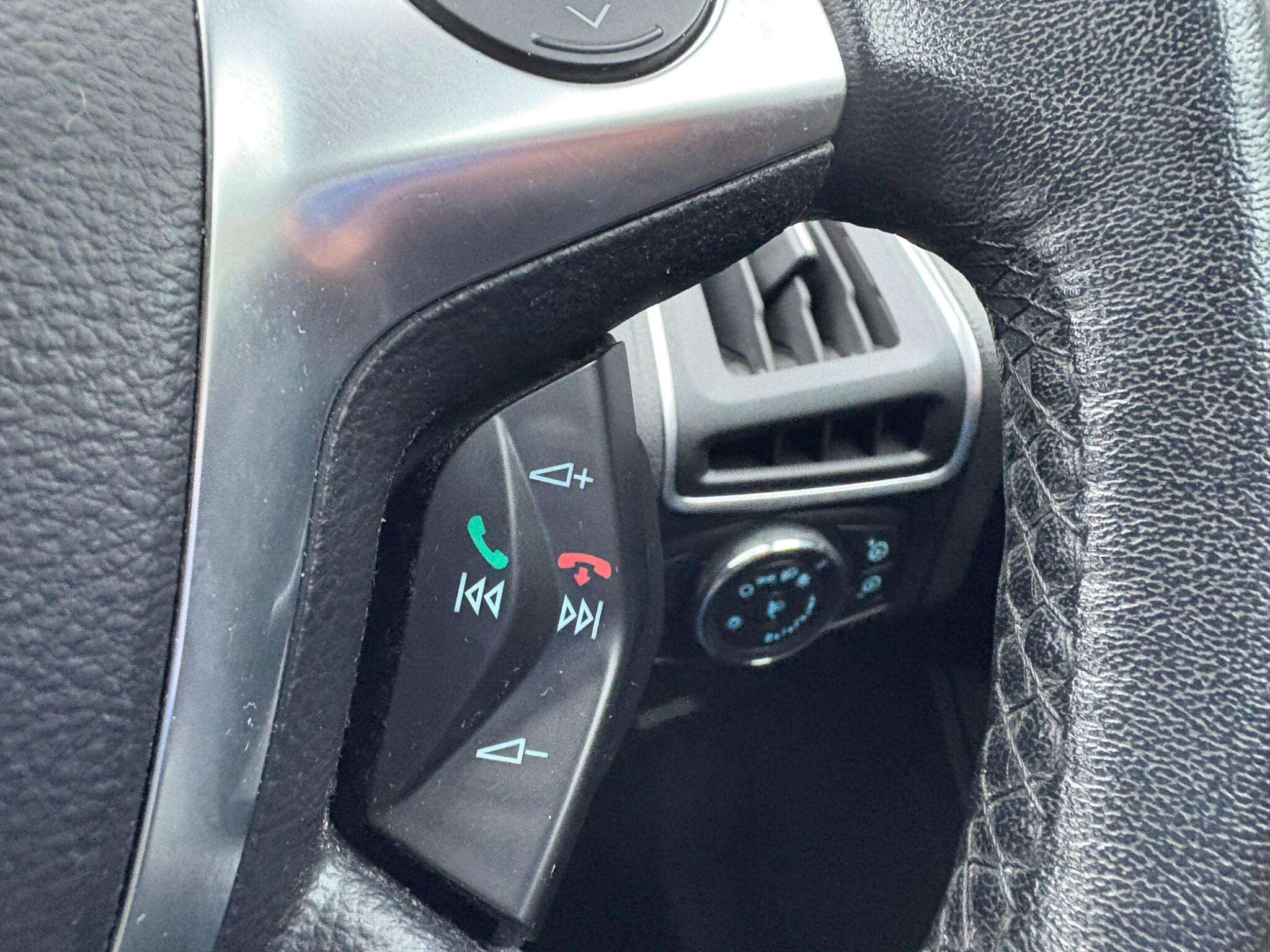 2012 FORD FOCUS 2012 FORD FOCUS