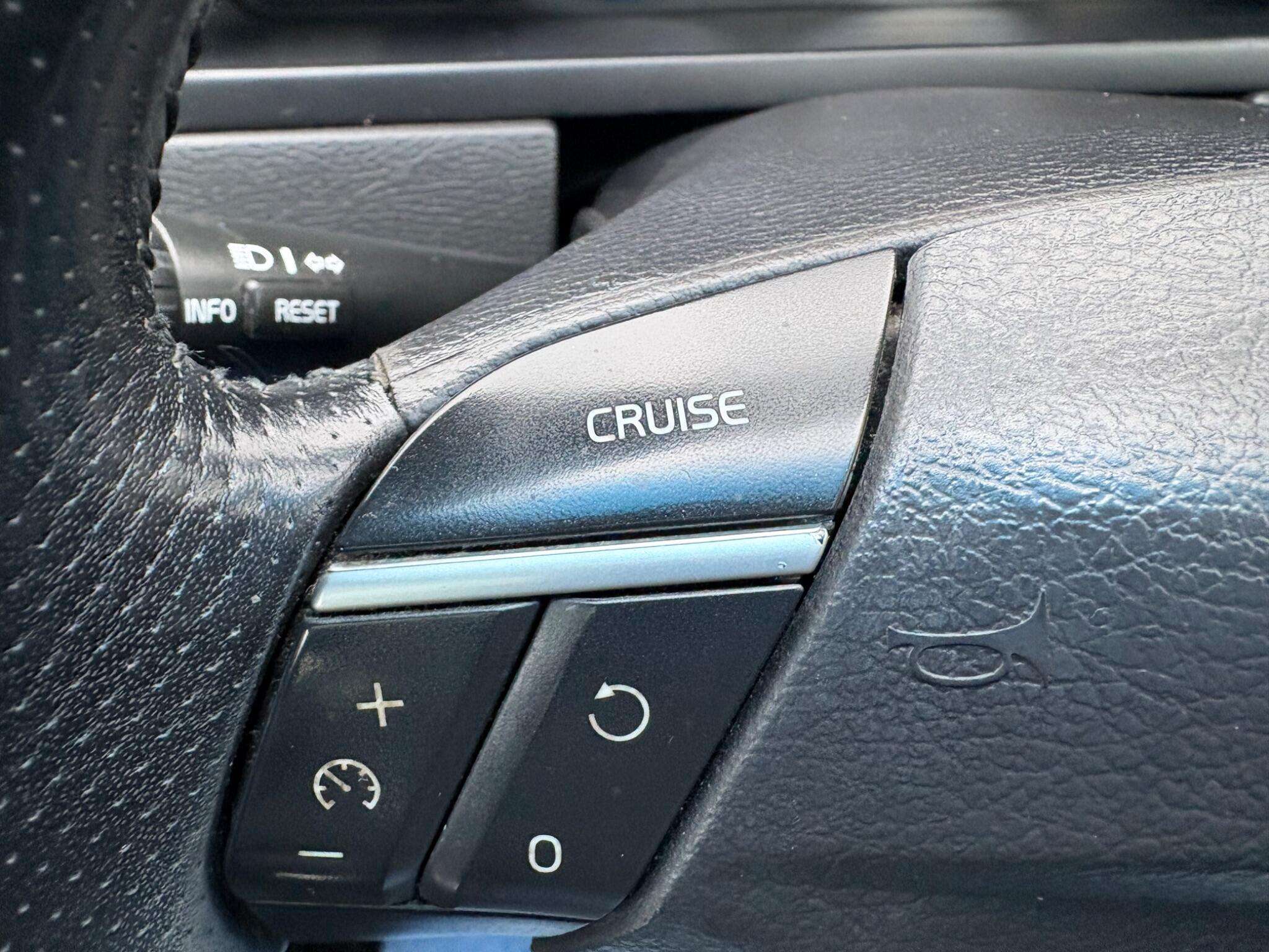 2013 VOLVO XC90 2013 VOLVO XC90