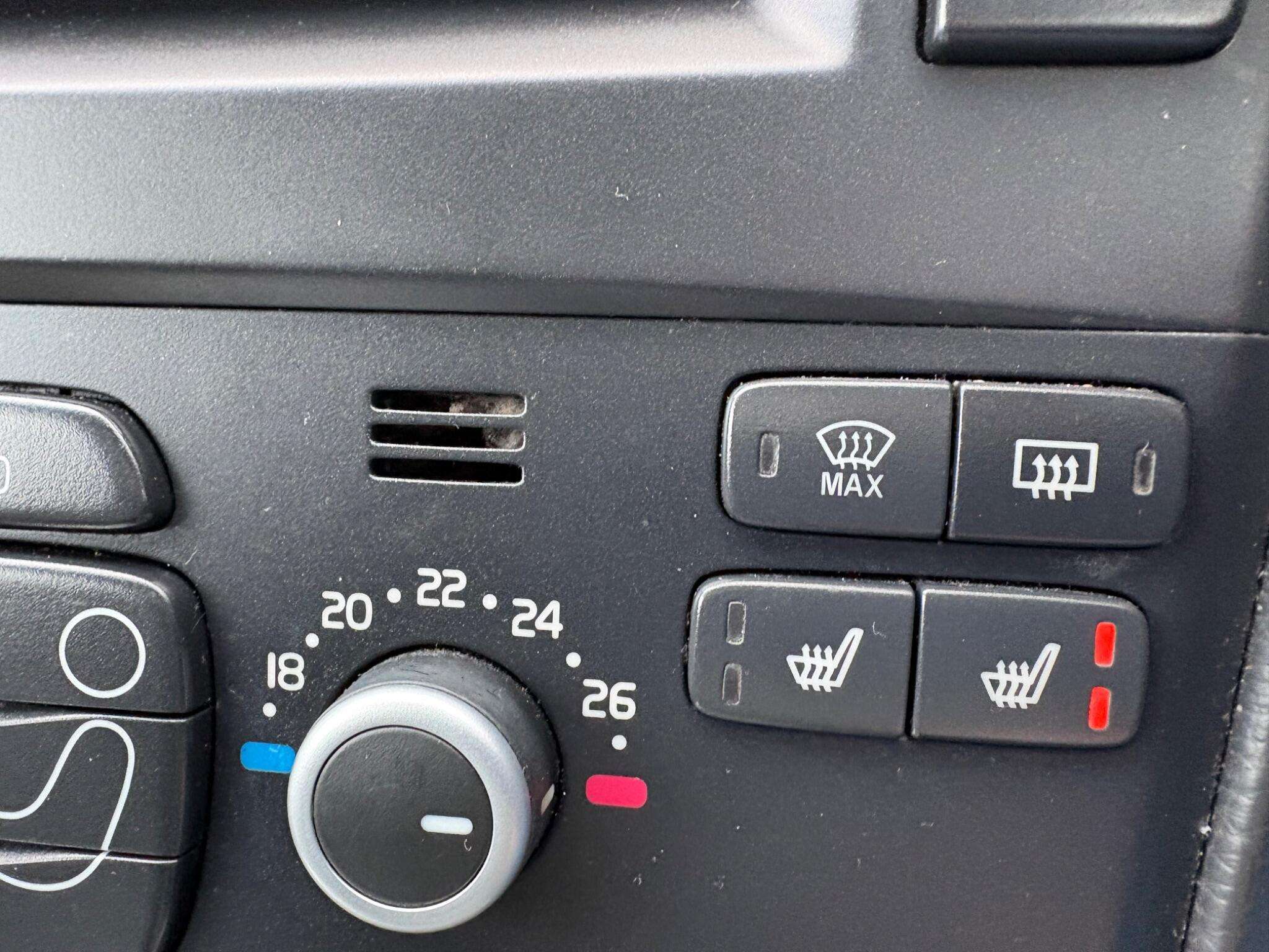 2013 VOLVO XC90 2013 VOLVO XC90