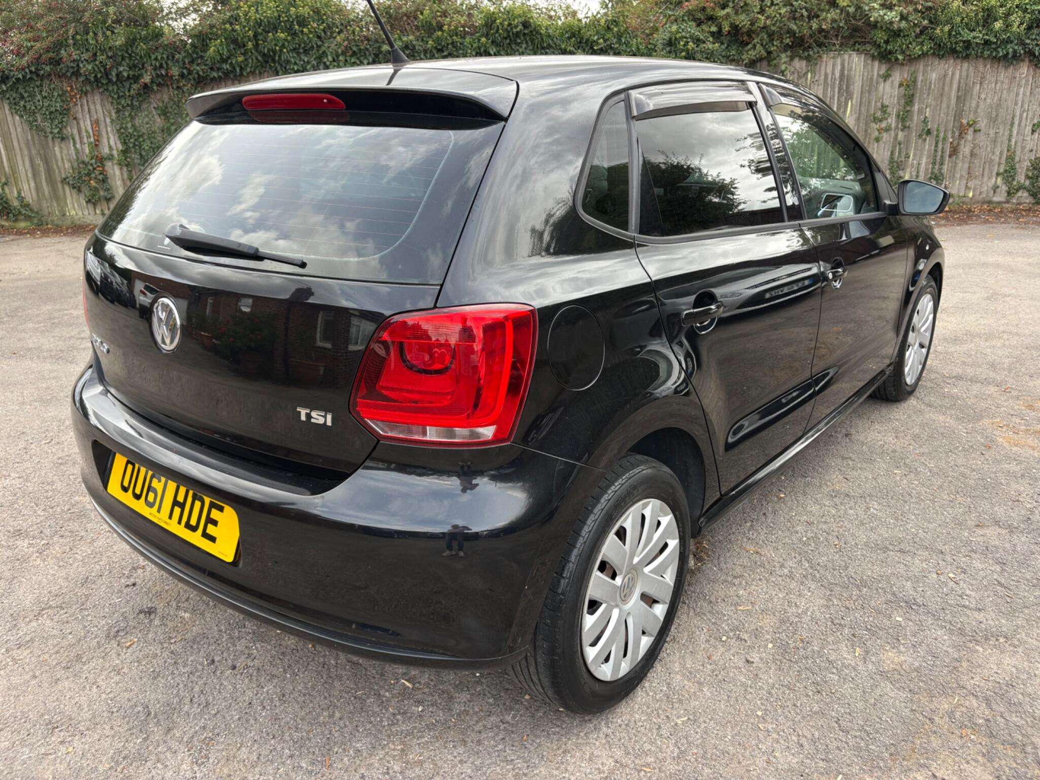 2011 VOLKSWAGEN POLO 2011 VOLKSWAGEN POLO