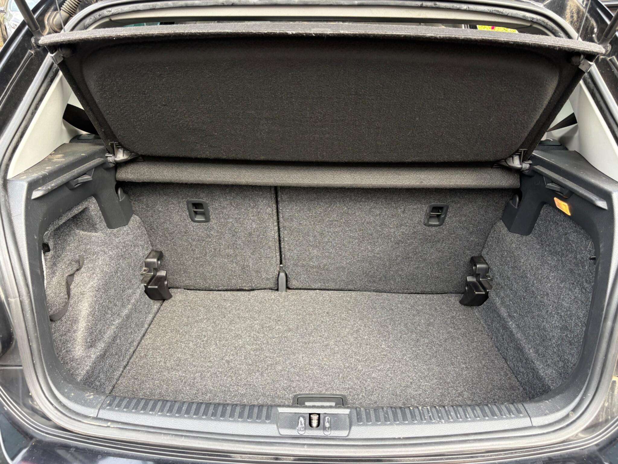 2011 VOLKSWAGEN POLO 2011 VOLKSWAGEN POLO