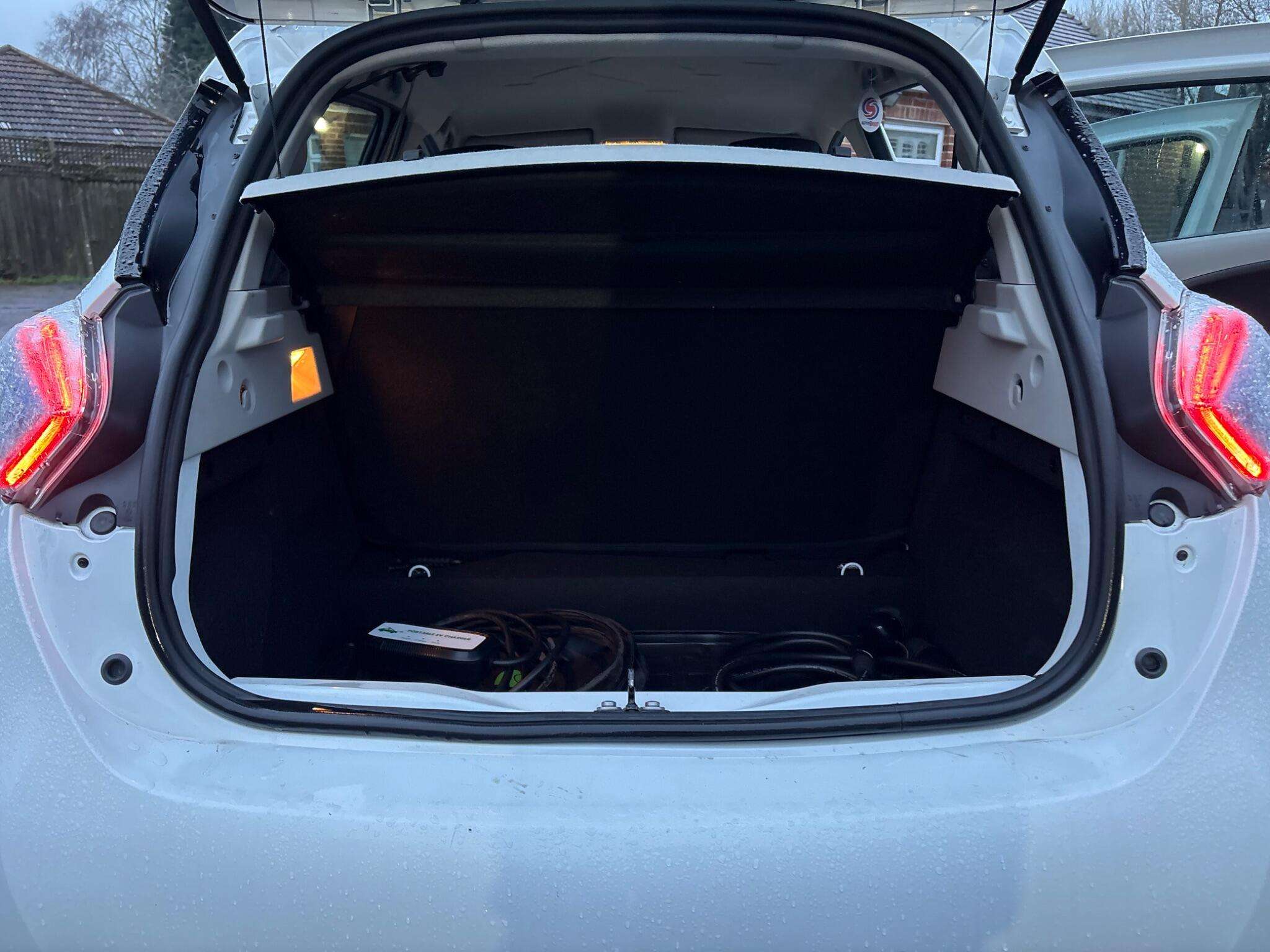 2016 RENAULT ZOE 2016 RENAULT ZOE