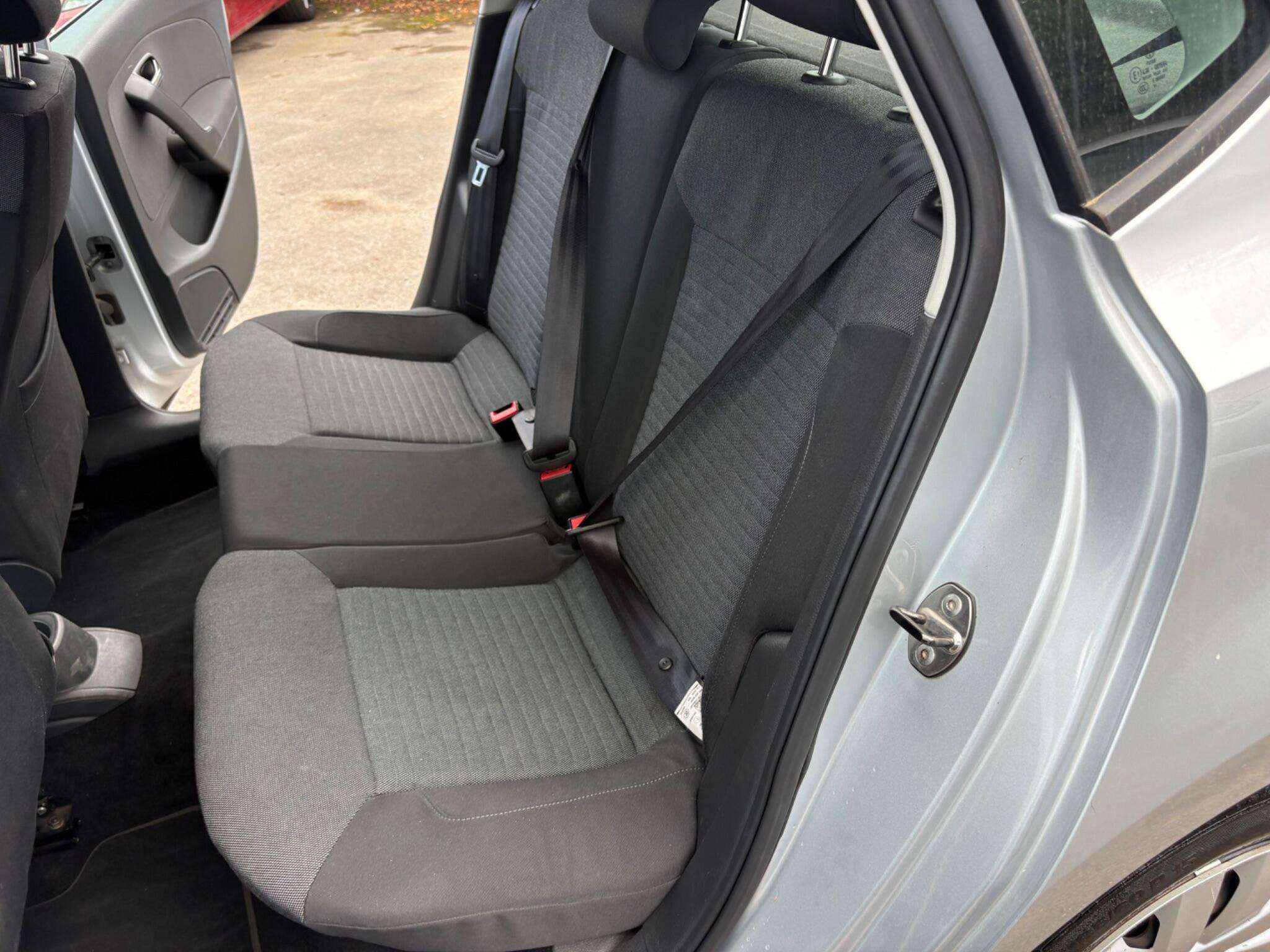 2010 VOLKSWAGEN POLO 2010 VOLKSWAGEN POLO