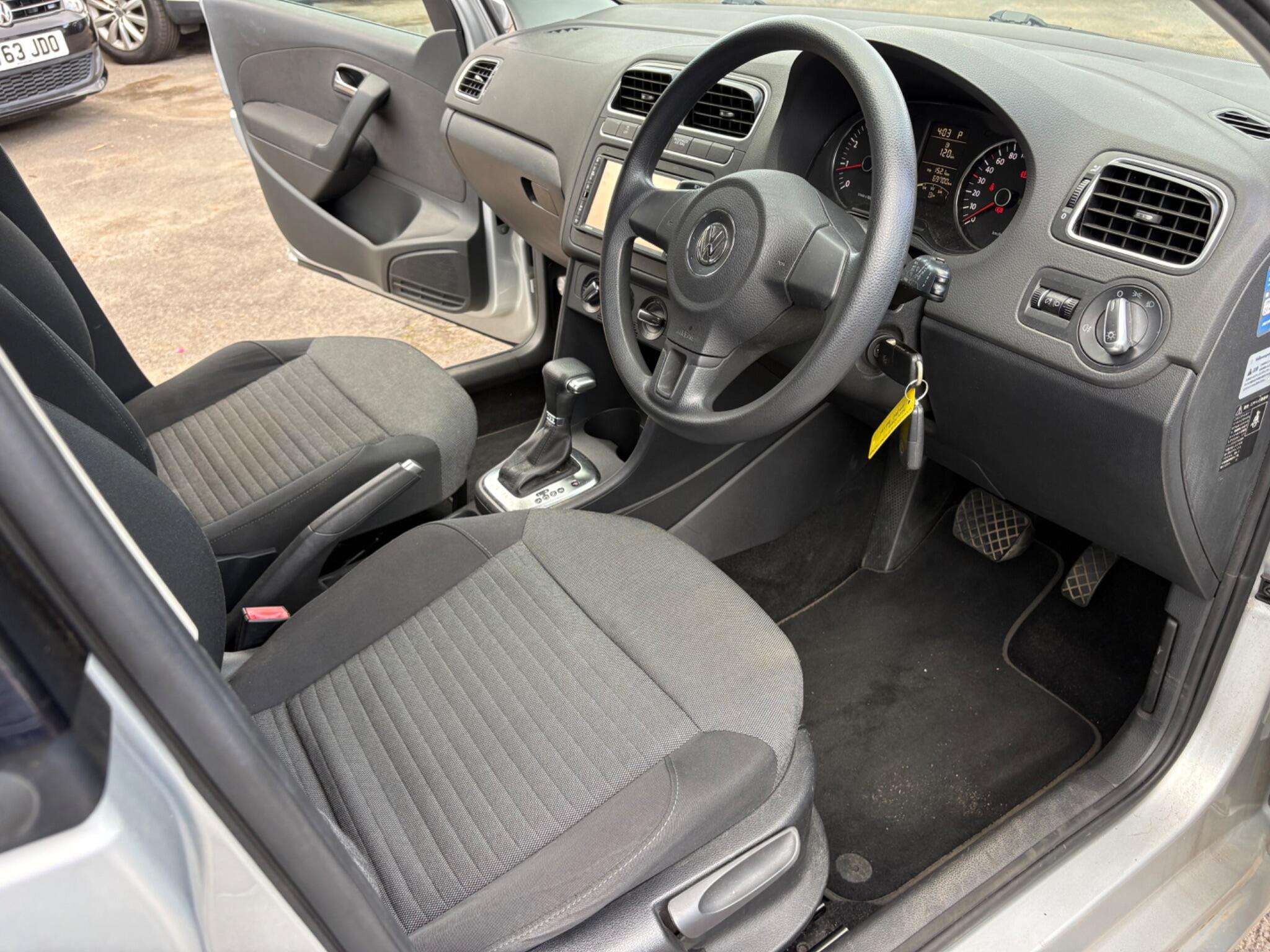 2010 VOLKSWAGEN POLO 2010 VOLKSWAGEN POLO