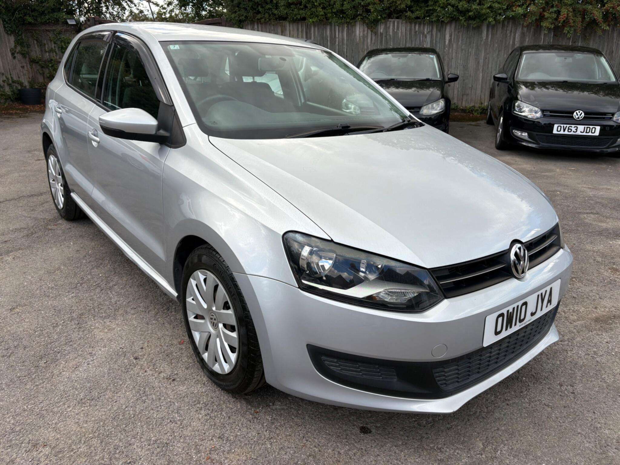 A 2010 VOLKSWAGEN POLO 1.2 Tsi comfort 5 door dsg automatic A 2010 VOLKSWAGEN POLO 1.2 Tsi comfort 5 door dsg automatic