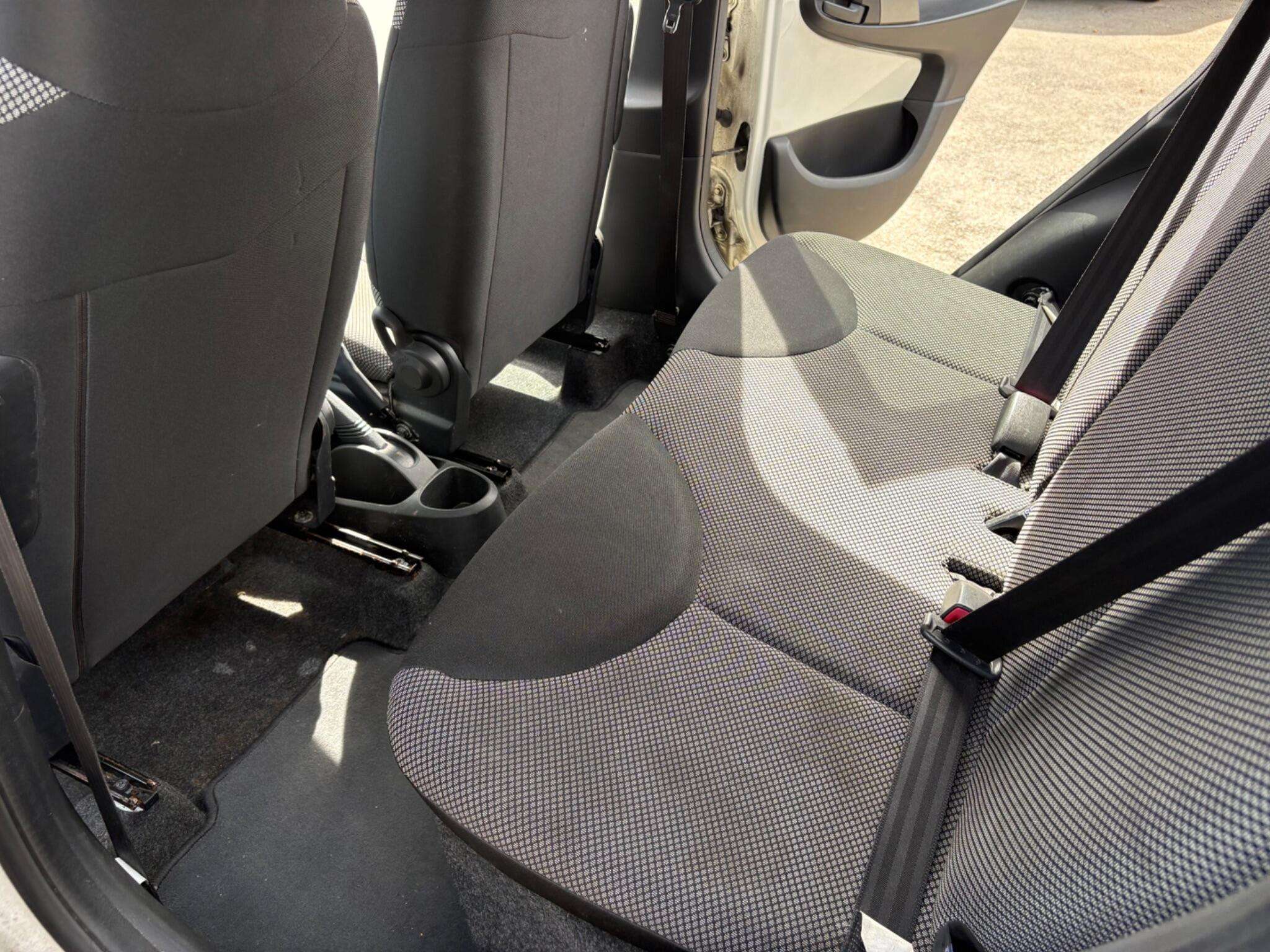 2012 TOYOTA AYGO 2012 TOYOTA AYGO