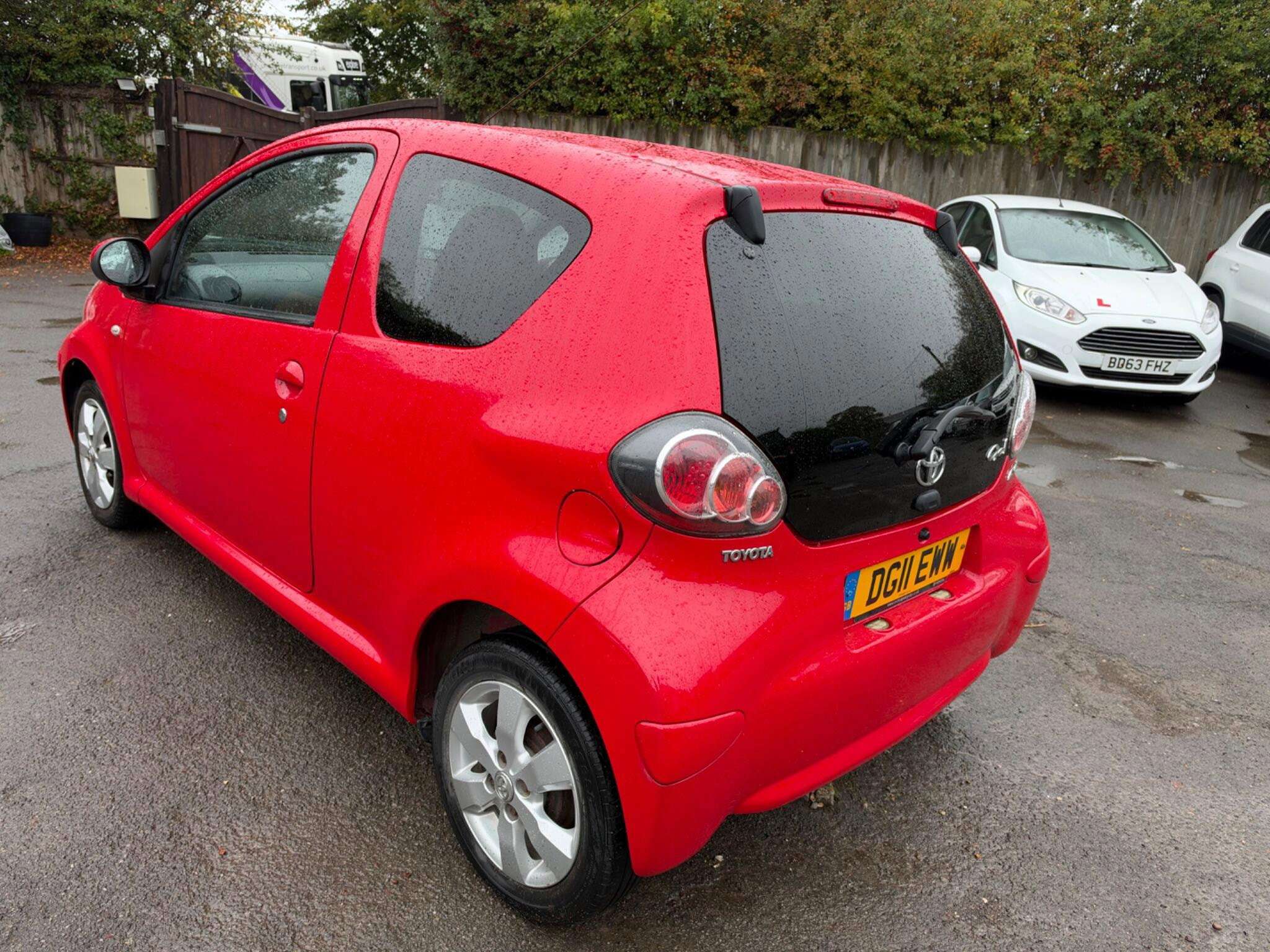 2011 TOYOTA AYGO 2011 TOYOTA AYGO