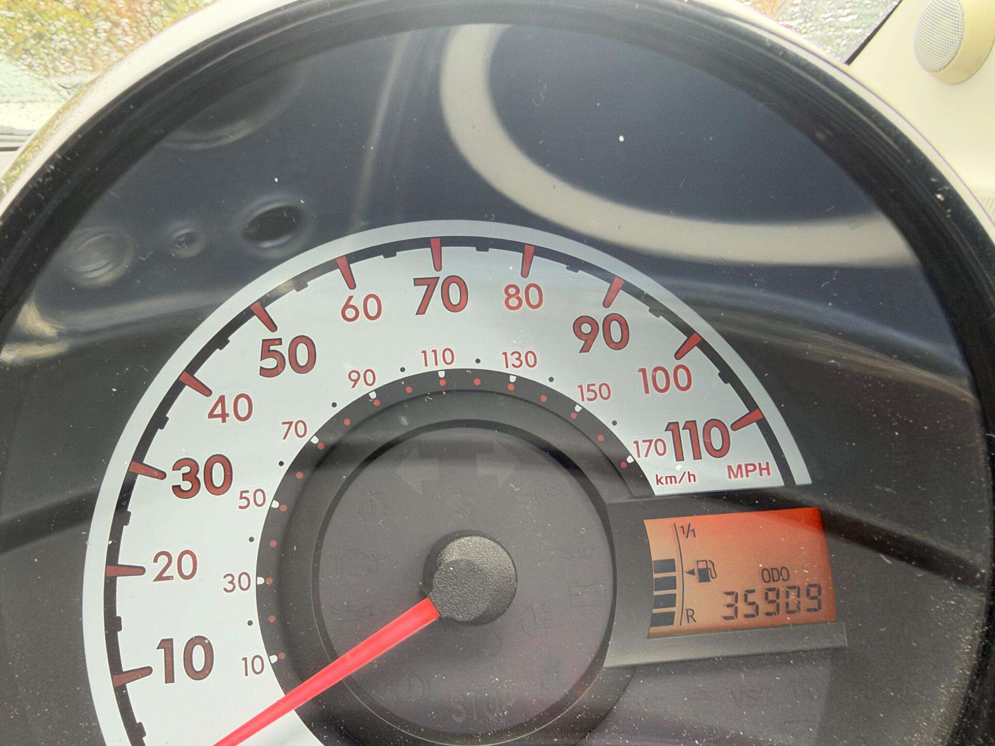 2011 TOYOTA AYGO 2011 TOYOTA AYGO